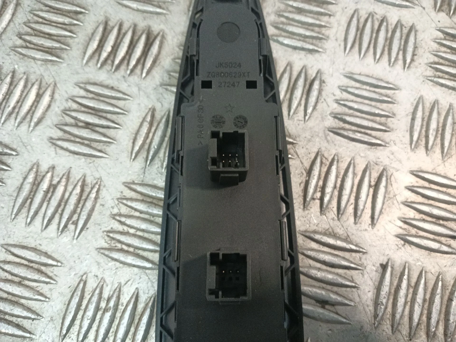 Mando Elevalunas Delantero Izquierdo para Citroën C4 I (Lc_)