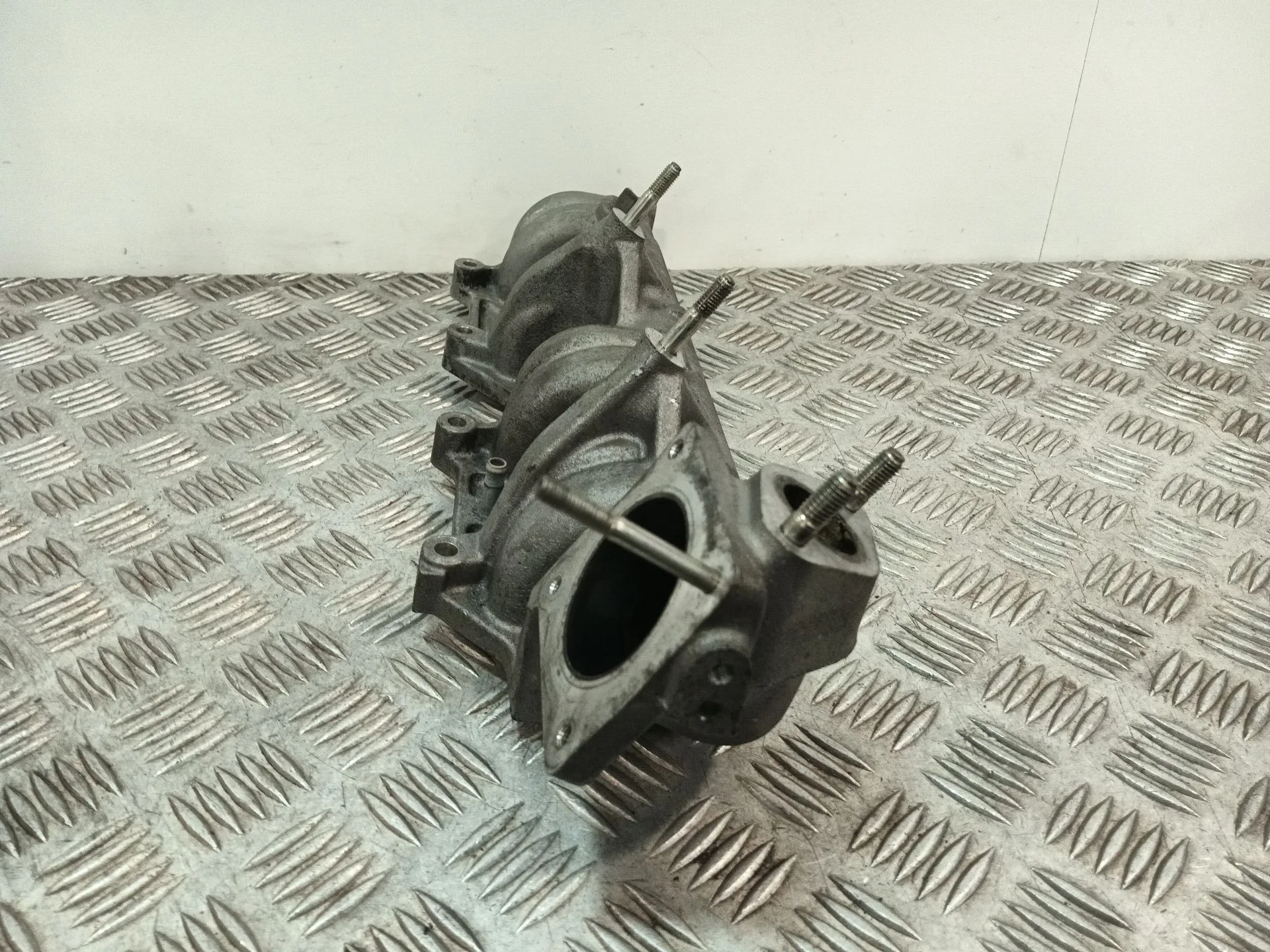 Colector Admision para Mazda 5 Berl. (Cr)