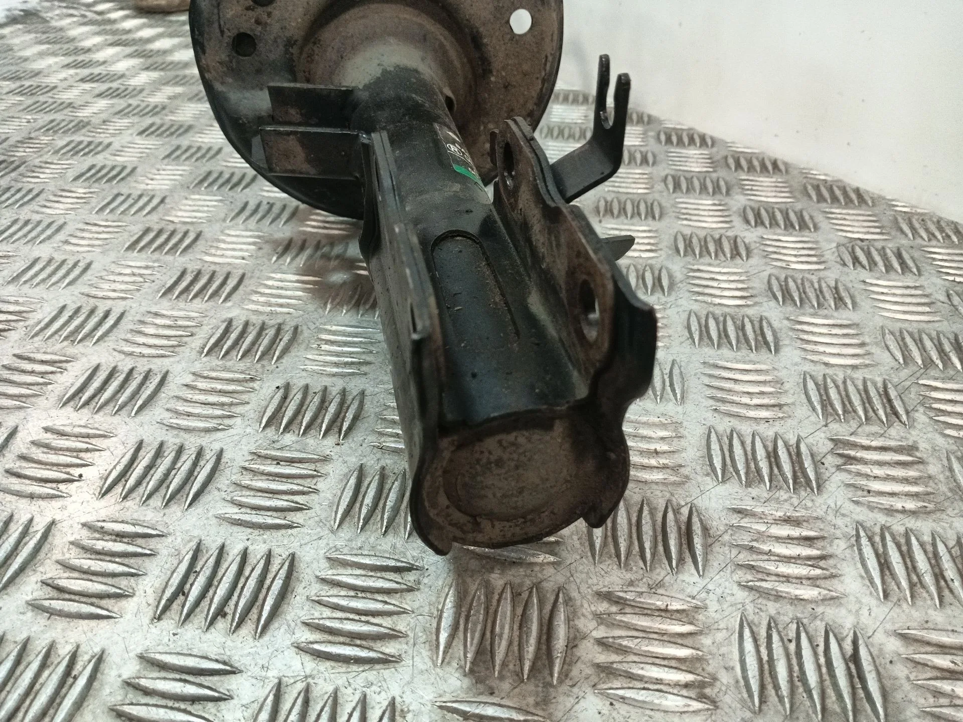 Amortiguador Delantero Derecho para Nissan Qashqai I (J10, Nj10)