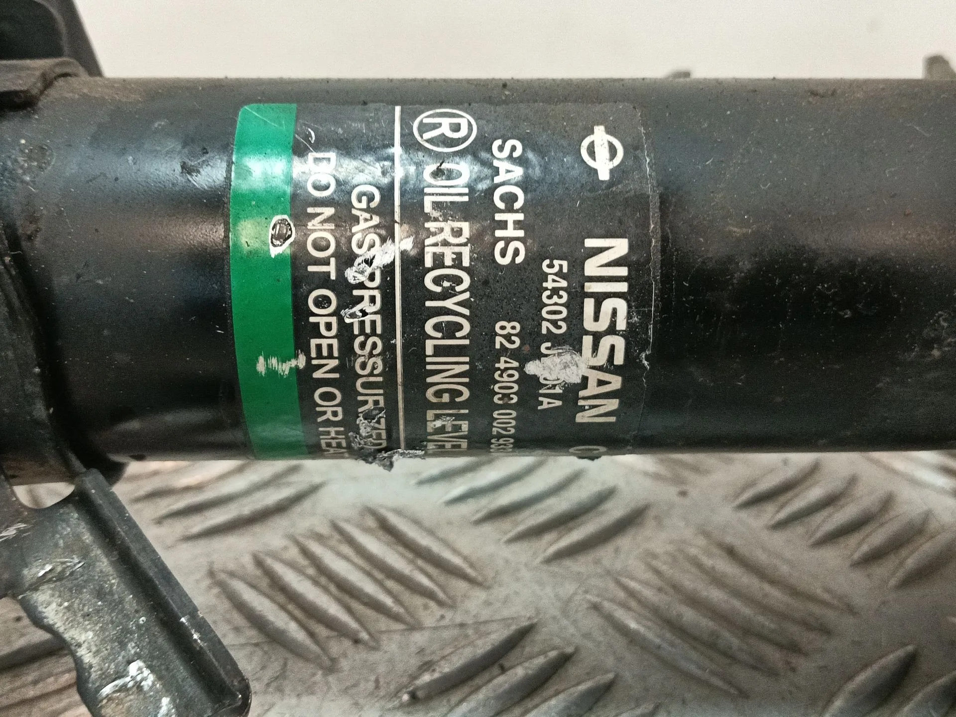 Amortiguador Delantero Derecho para Nissan Qashqai I (J10, Nj10)