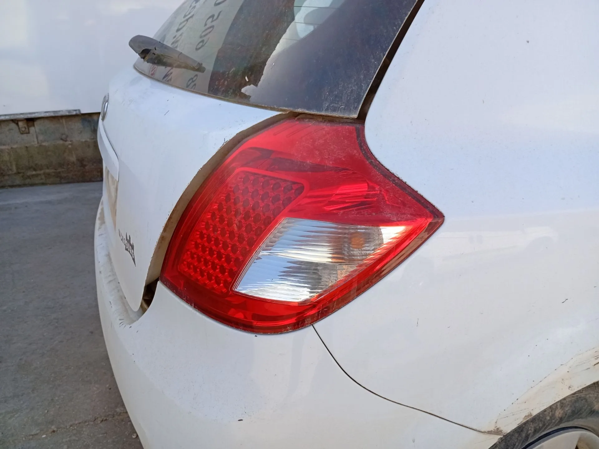 Piloto Trasero Derecho para Kia Cee'd Hatchback (Ed)