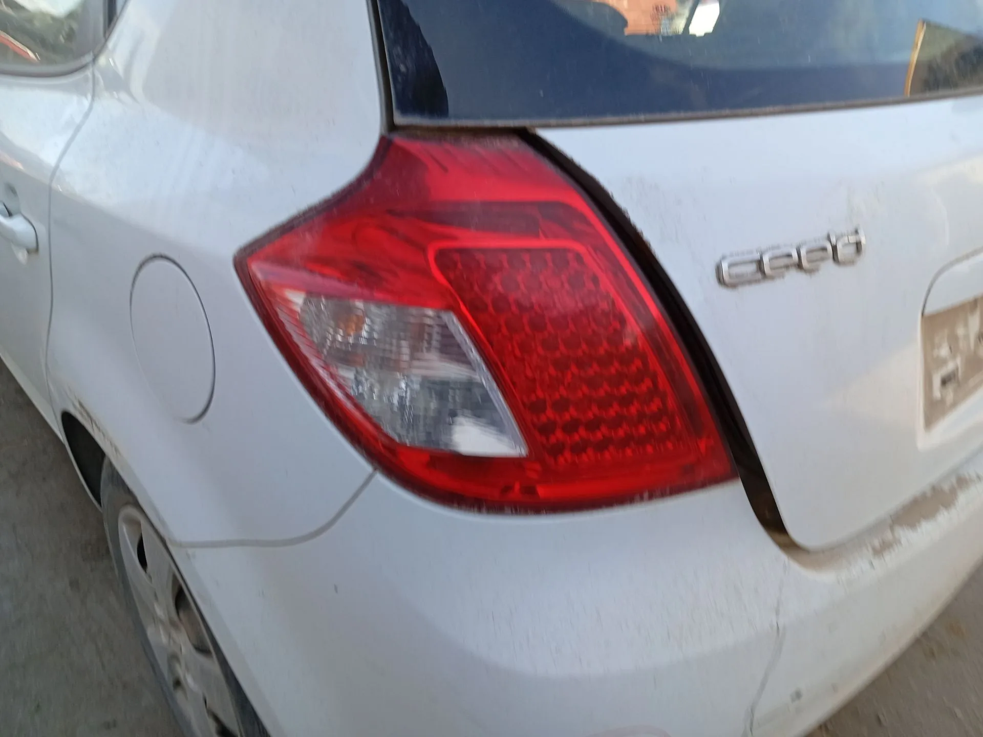 Piloto Trasero Izquierdo para Kia Cee'd Hatchback (Ed)