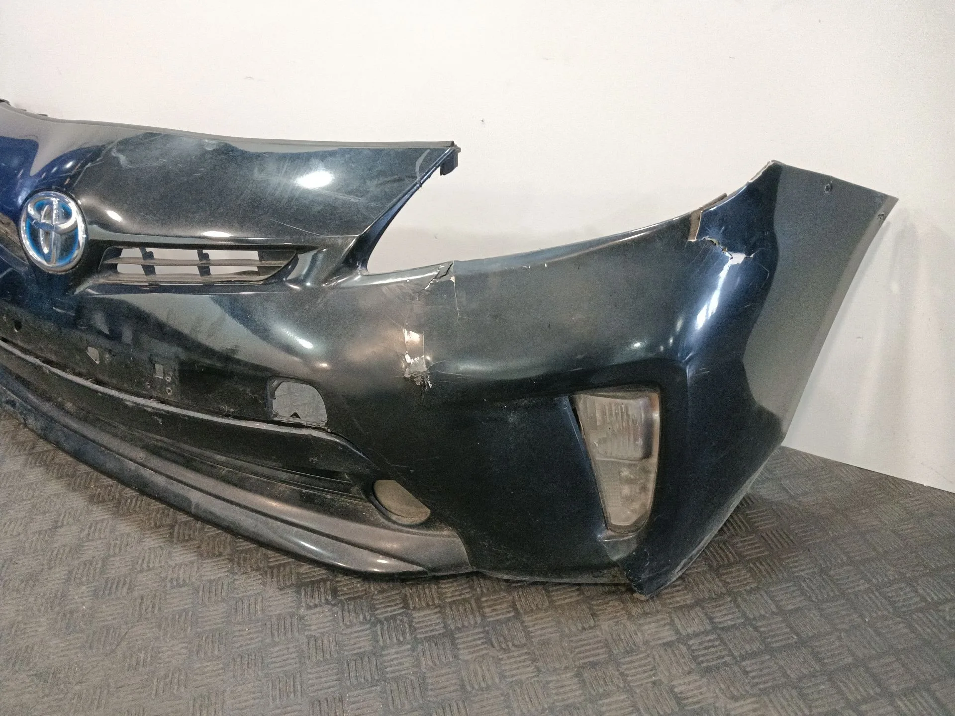 Paragolpes Delantero para Toyota Prius (Nhw30)