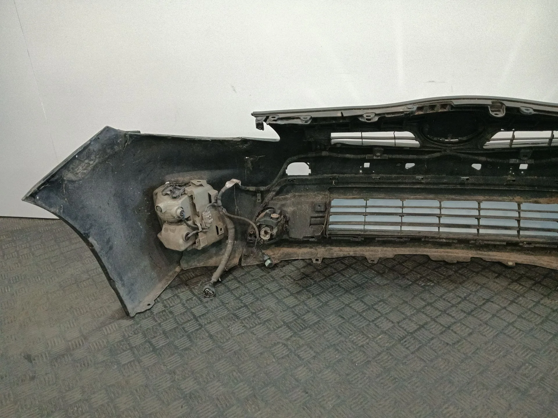 Paragolpes Delantero para Toyota Prius (Nhw30)