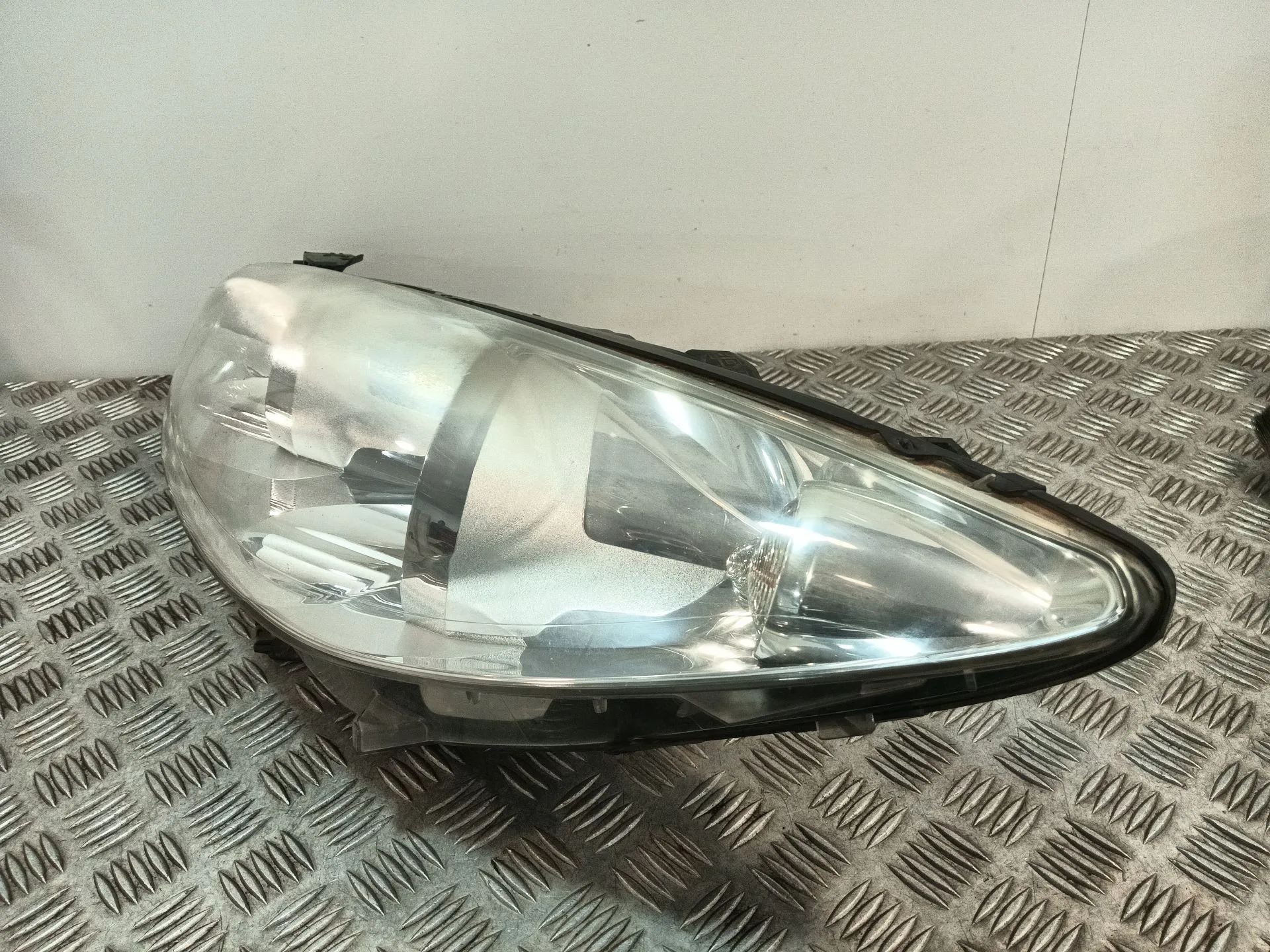 Faro Izquierdo para Peugeot 308 Sw I (4E_, 4H_)