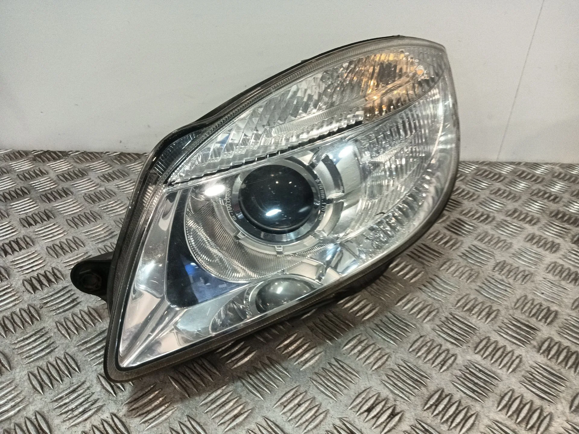 Faro Izquierdo para Skoda Fabia Ii (542)