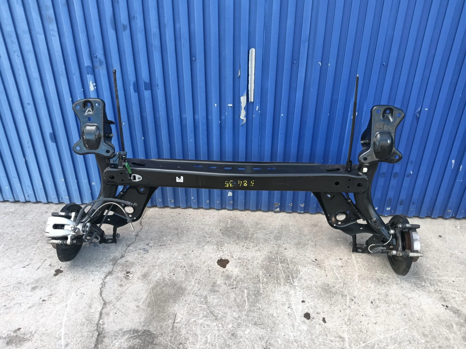 Puente Trasero para Skoda Octavia Lim. (5E3)
