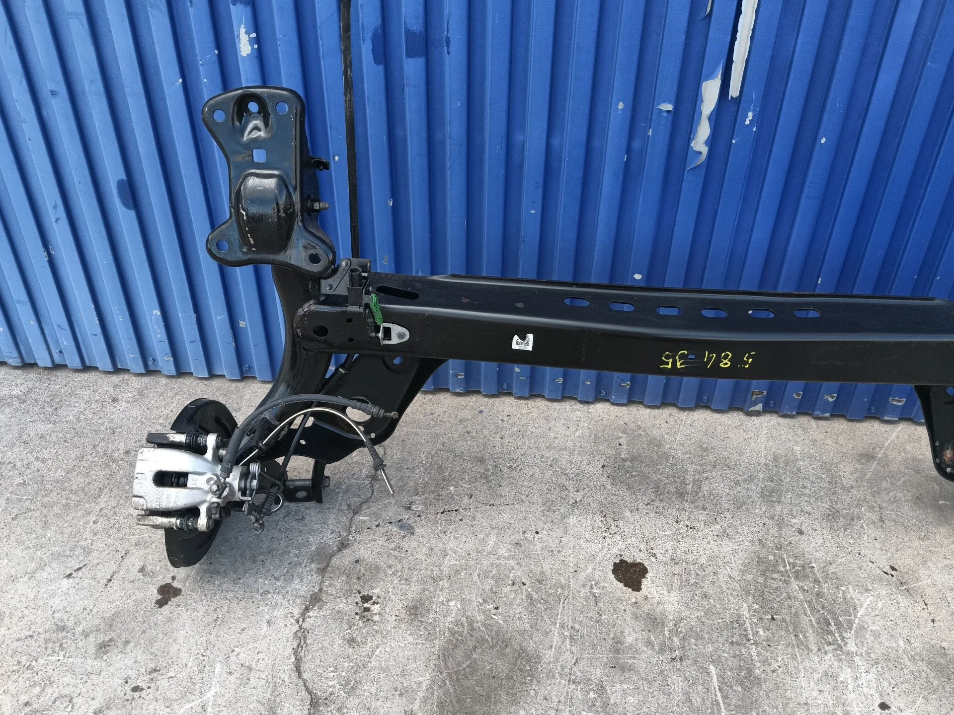 Puente Trasero para Skoda Octavia Lim. (5E3)