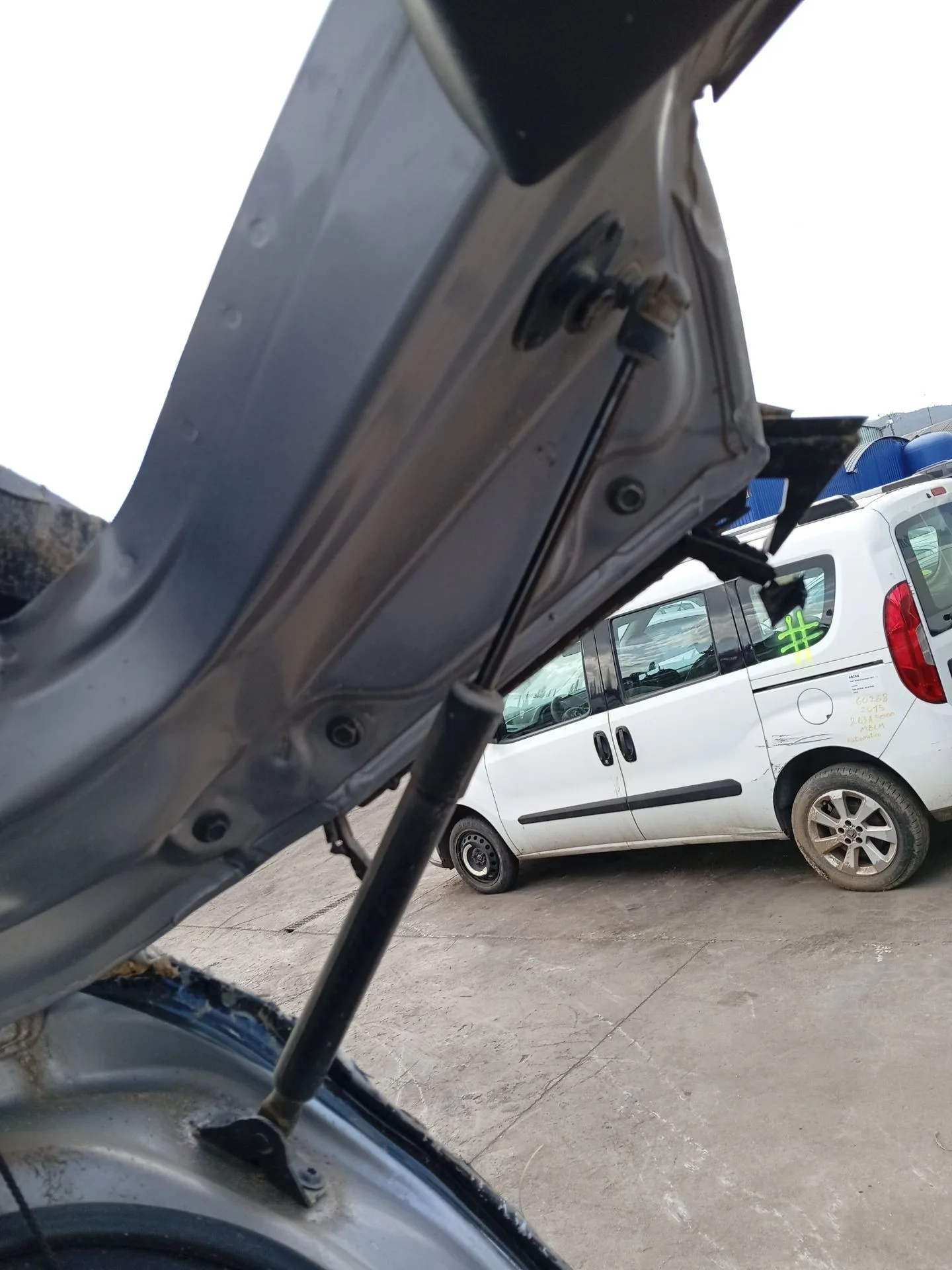 Amortiguadores Maletero / Porton para Opel Crossland X / Crossland (P17, P2Qo)