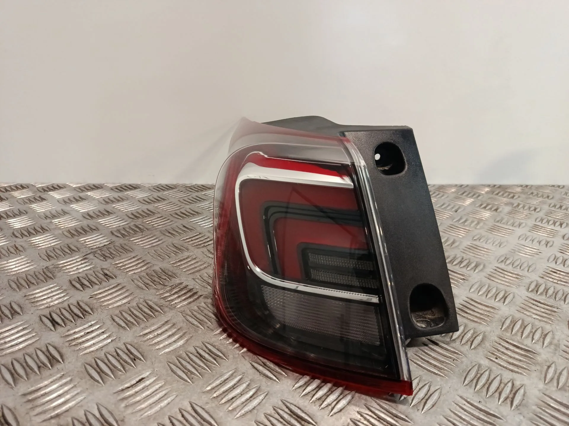 Piloto Trasero Izquierdo para Opel Crossland X / Crossland (P17, P2Qo)