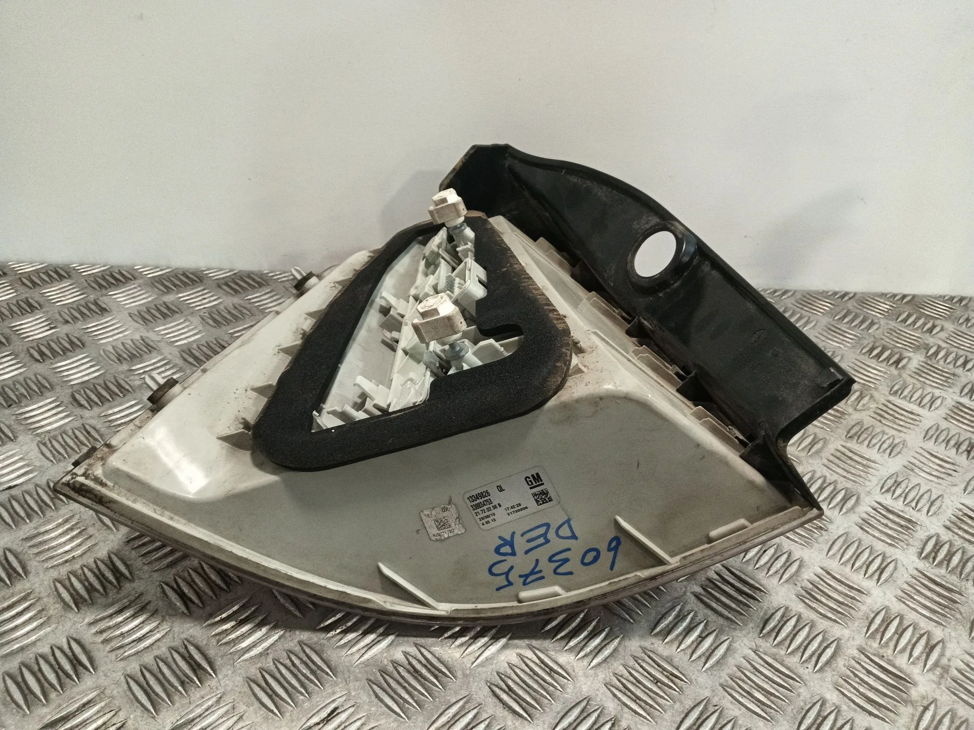 Piloto Trasero Derecho para Opel Zafira / Zafira Family B (A05)
