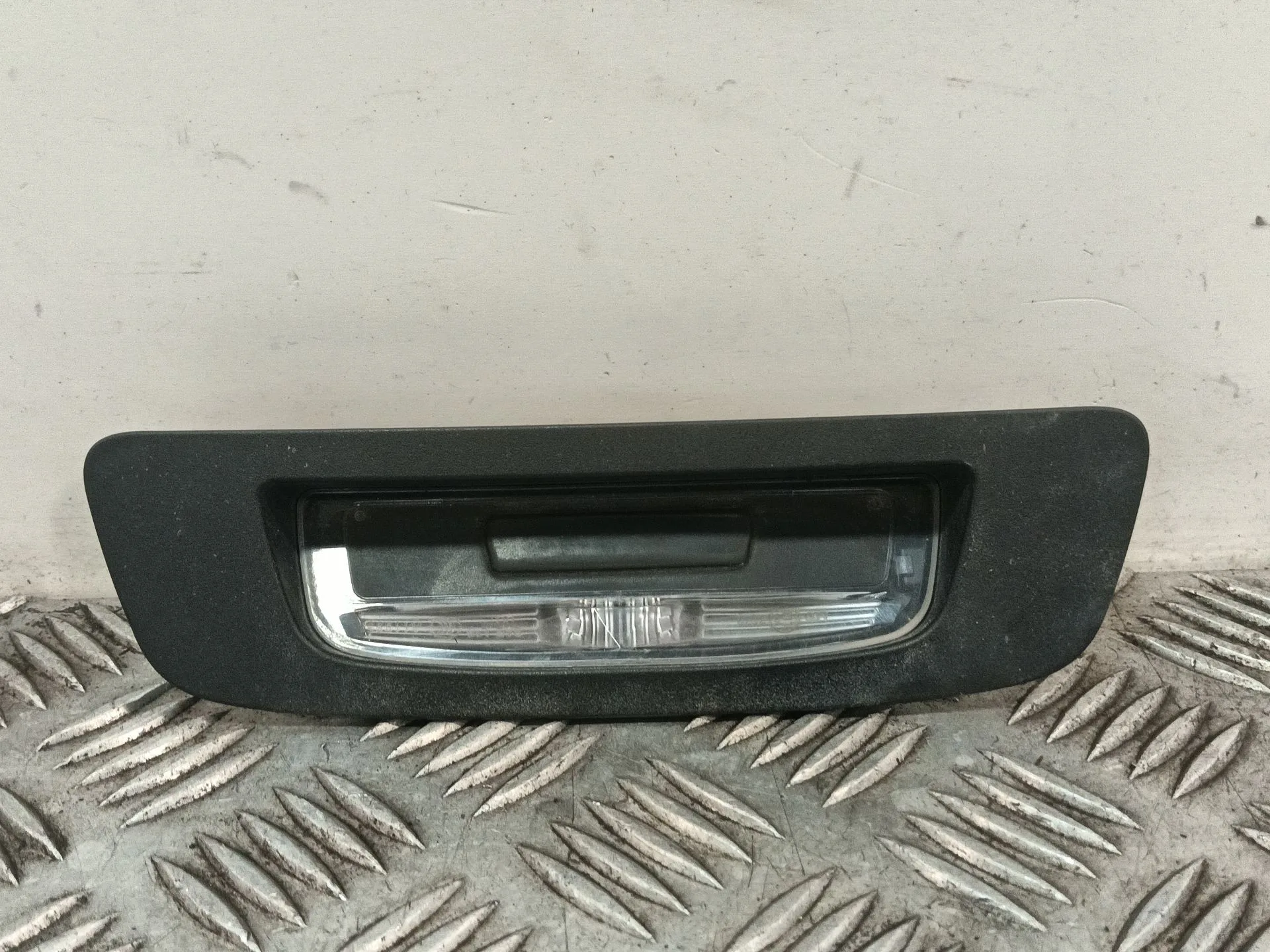 Maneta Exterior Porton para Opel Crossland X / Crossland (P17, P2Qo)
