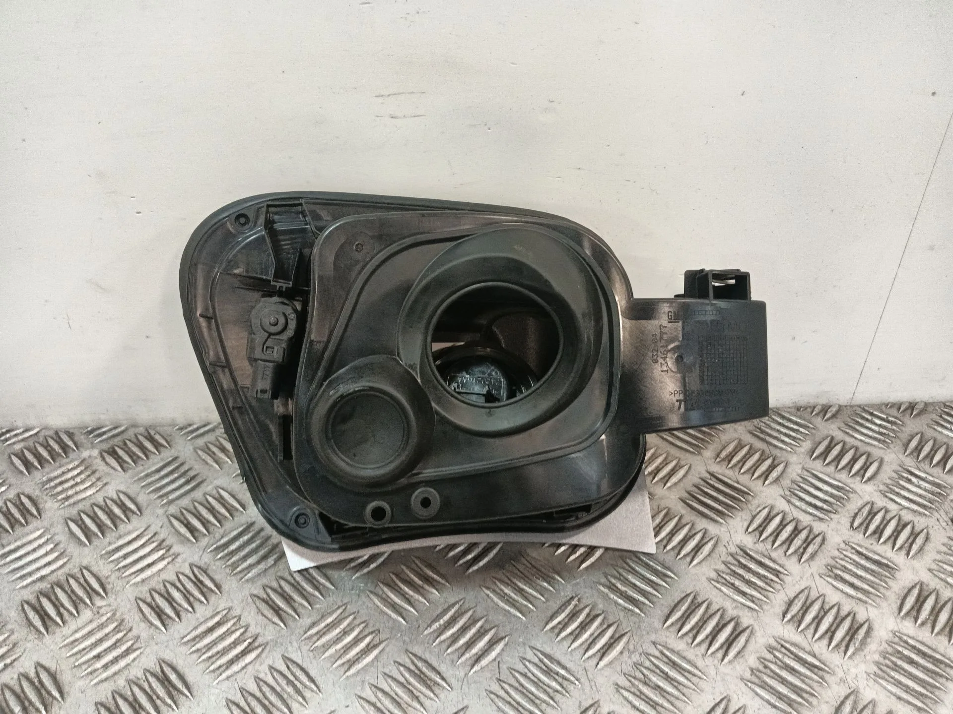 Tapa Exterior Combustible para Opel Crossland X / Crossland (P17, P2Qo)
