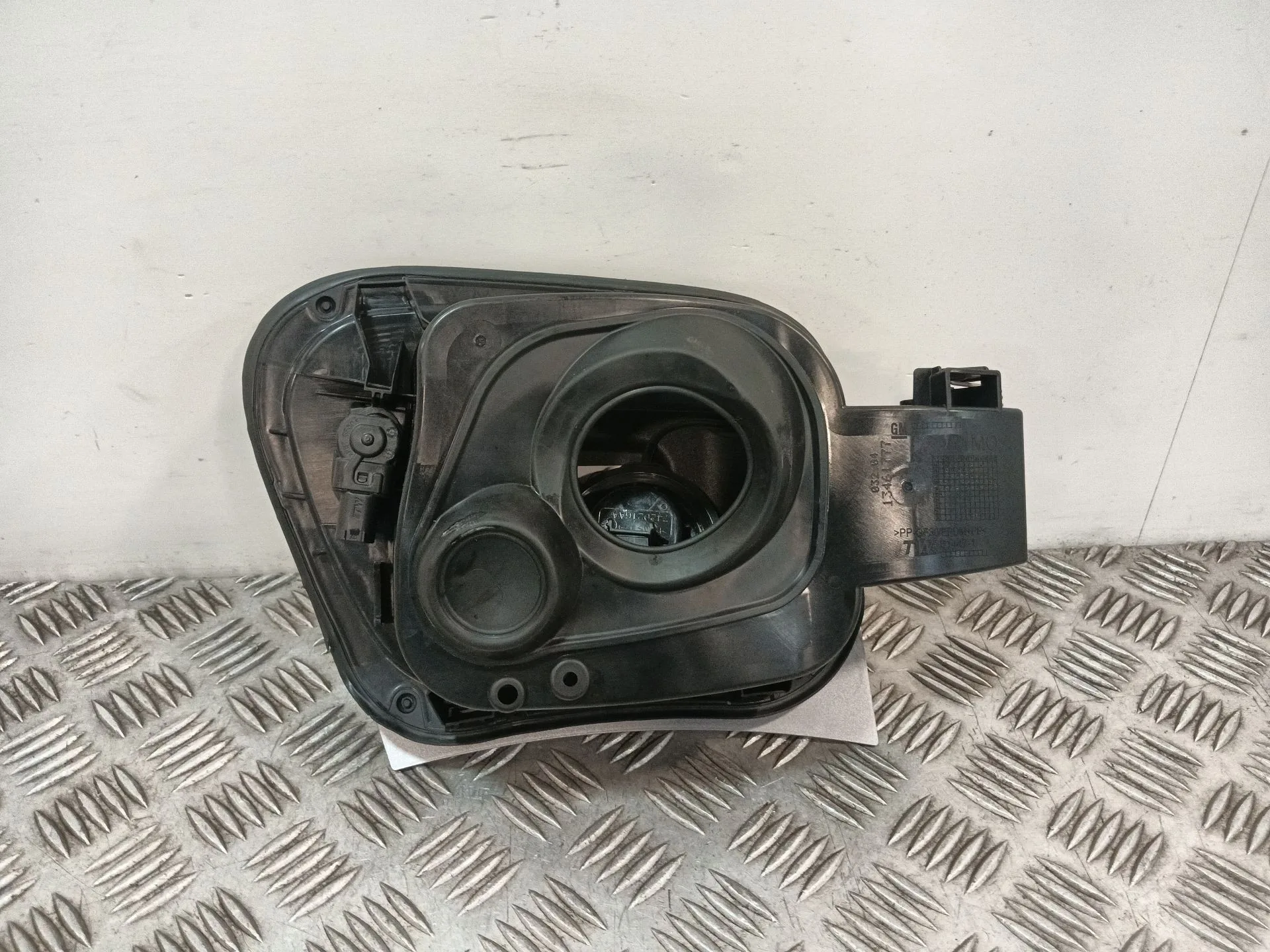 Tapa Exterior Combustible para Opel Crossland X / Crossland (P17, P2Qo)