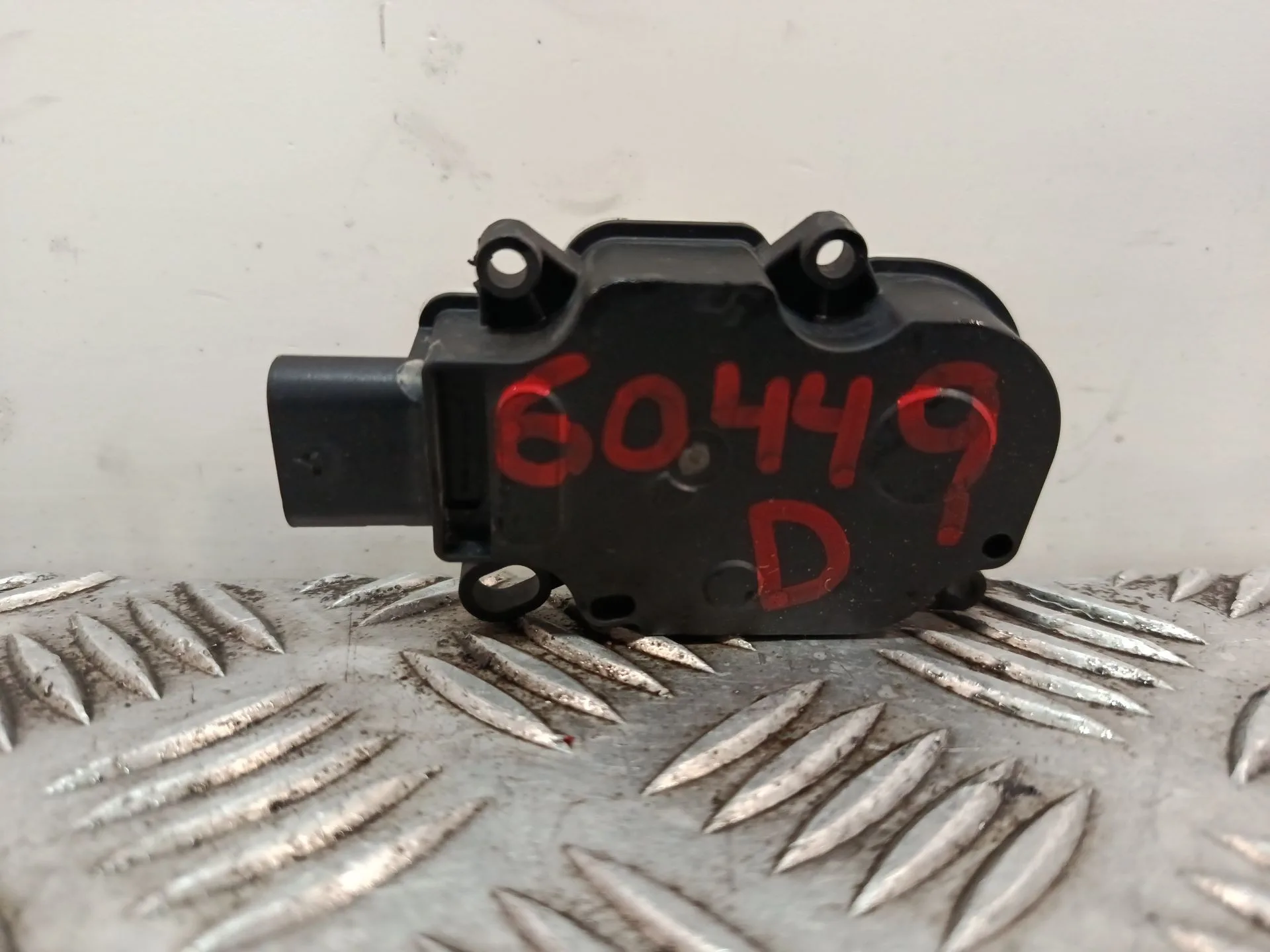 Motor Apertura Trampillas Climatizador para Opel Crossland X / Crossland (P17, P2Qo)