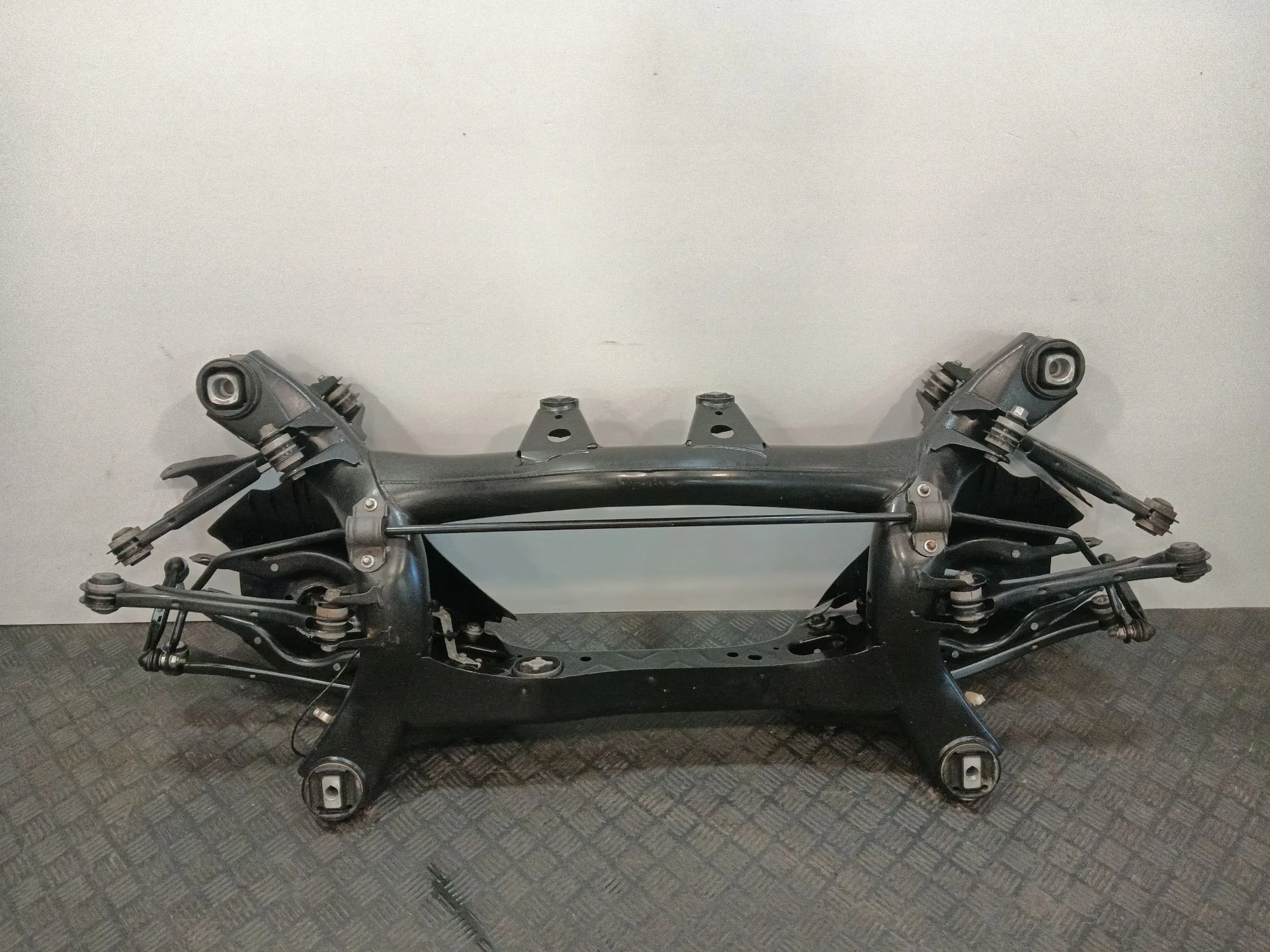 Puente Trasero para Bmw Serie 1 Lim. (F21)
