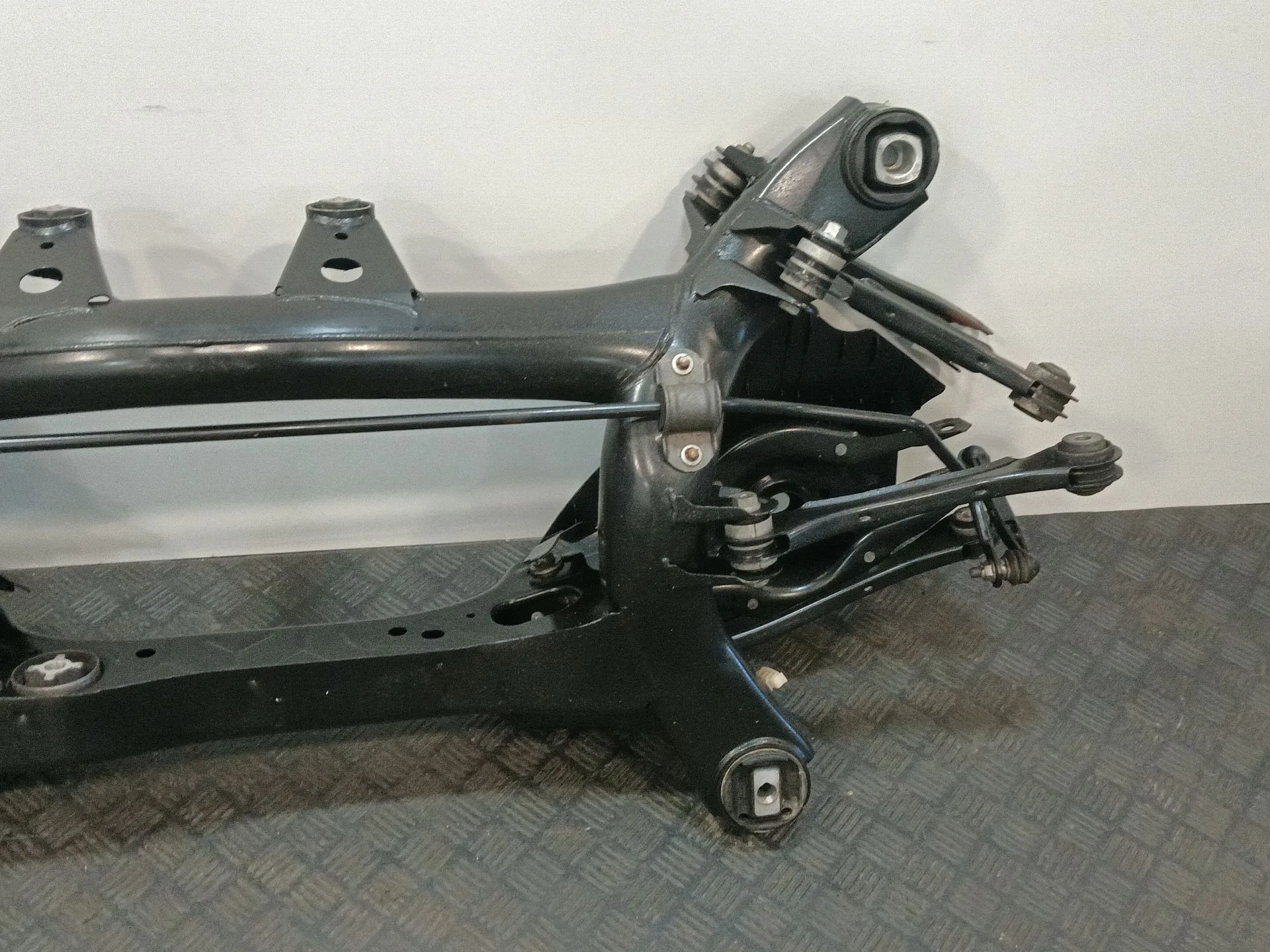 Puente Trasero para Bmw Serie 1 Lim. (F21)