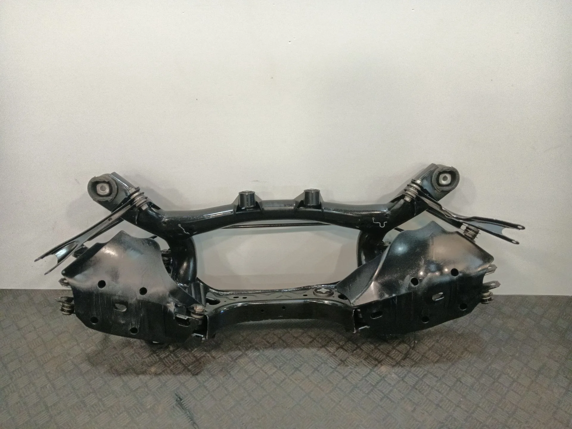 Puente Trasero para Bmw Serie 1 Lim. (F21)