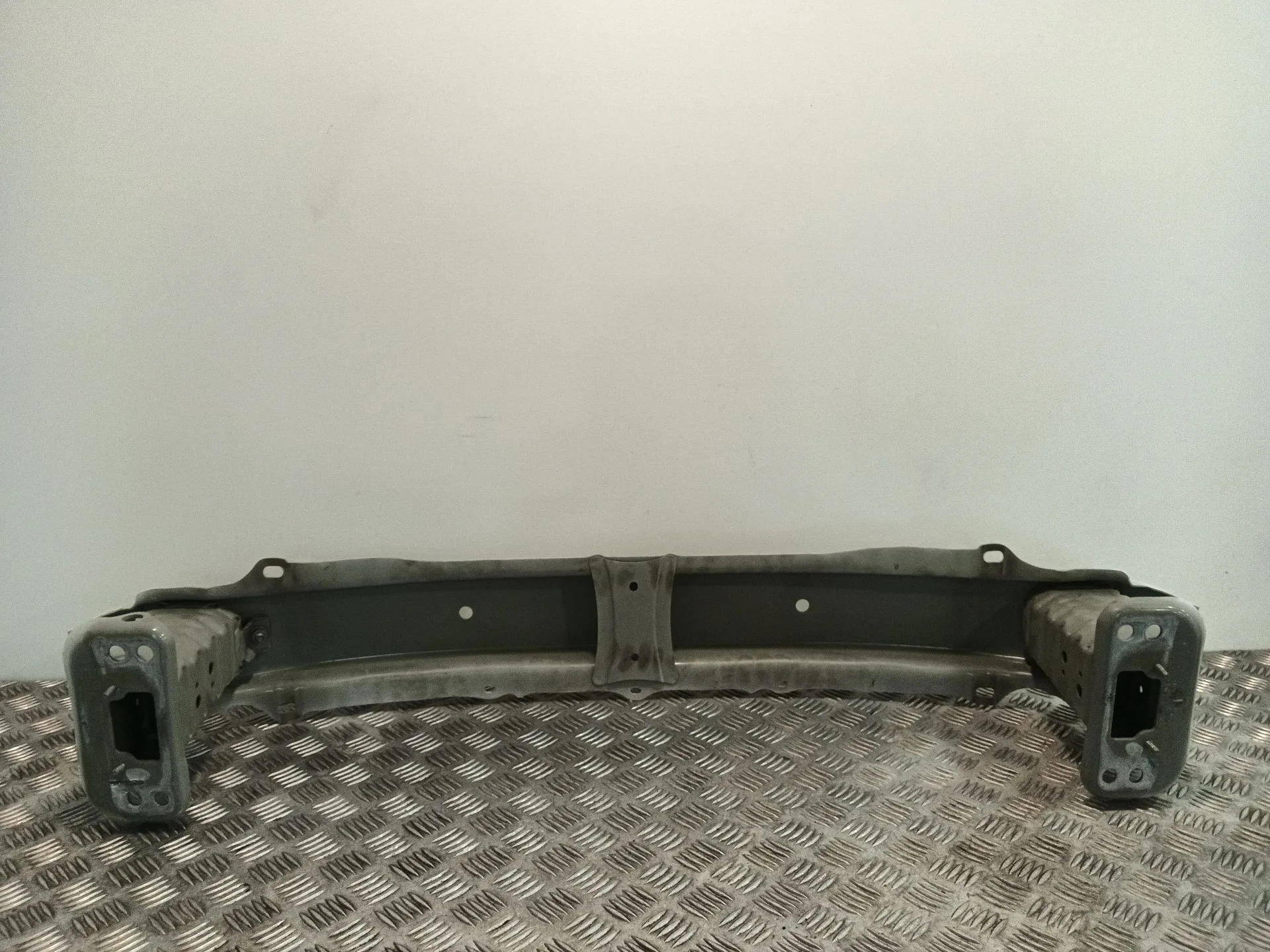 Refuerzo Paragolpes Delantero para Toyota Yaris (_P13_)