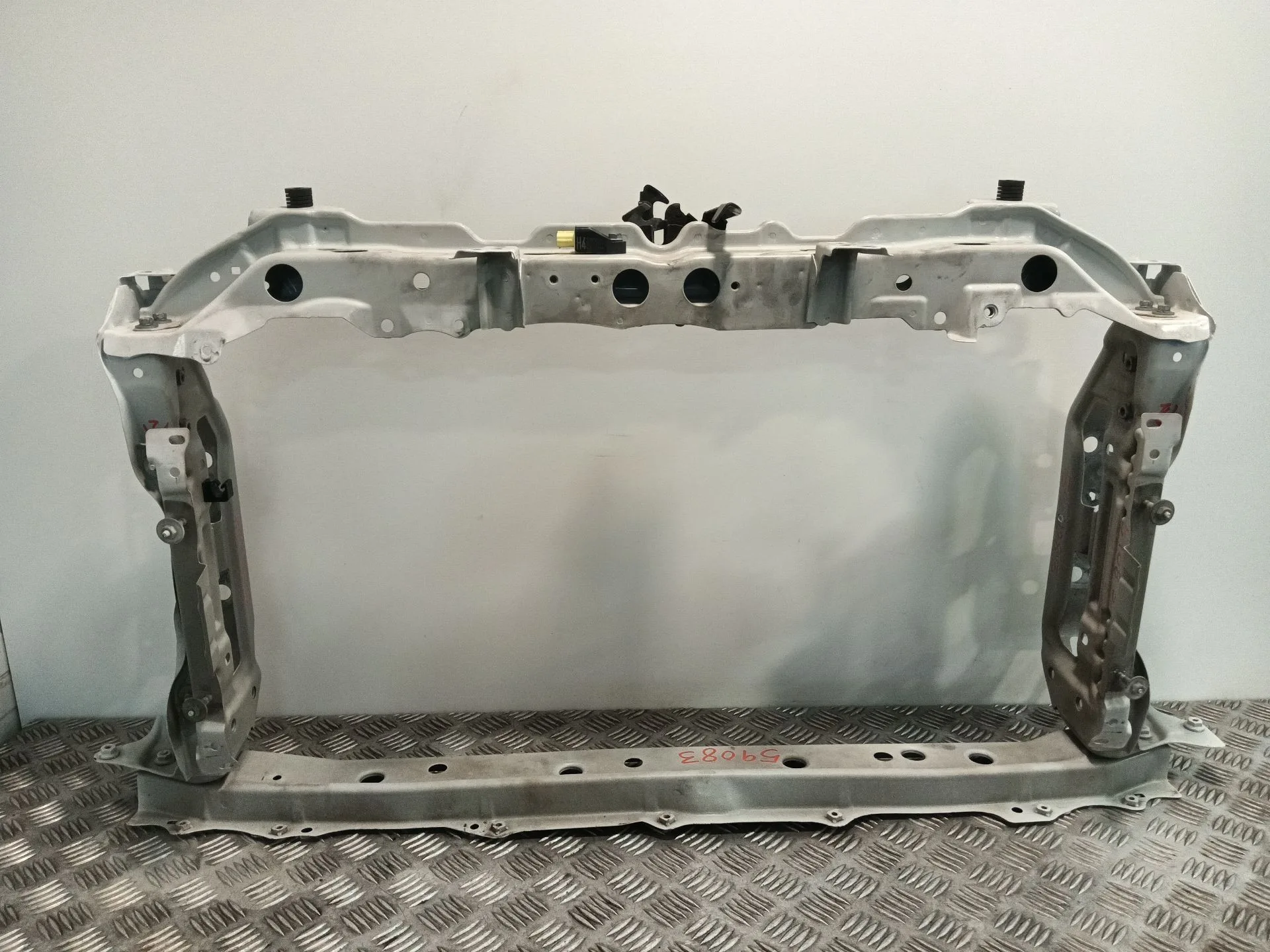 Panel Frontal para Toyota Yaris (_P13_)