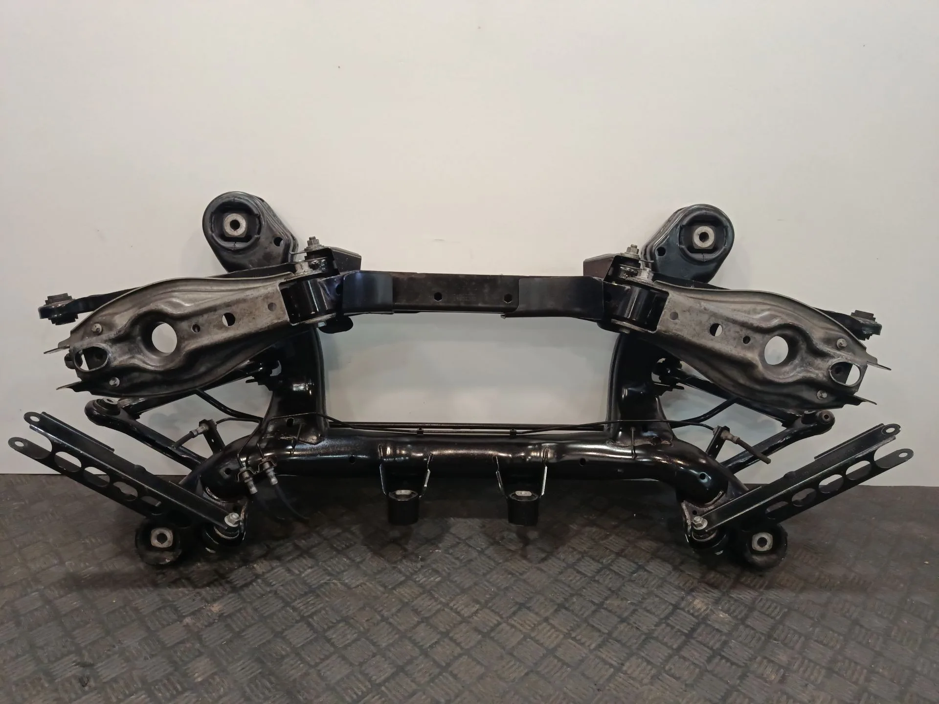 Puente Trasero para Bmw 1 (E81)