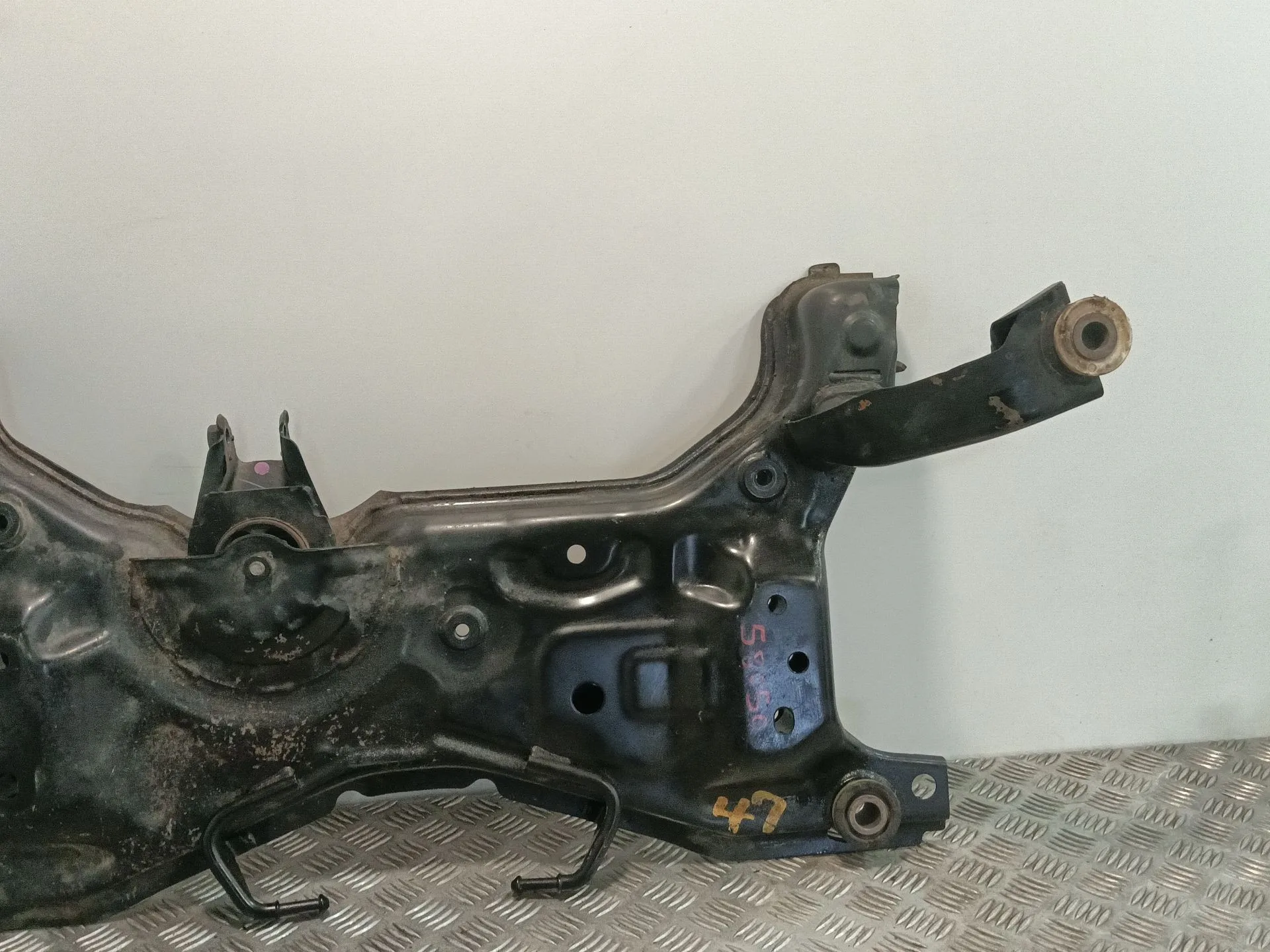 Puente Delantero para Mazda 3 Lim. (Bl)