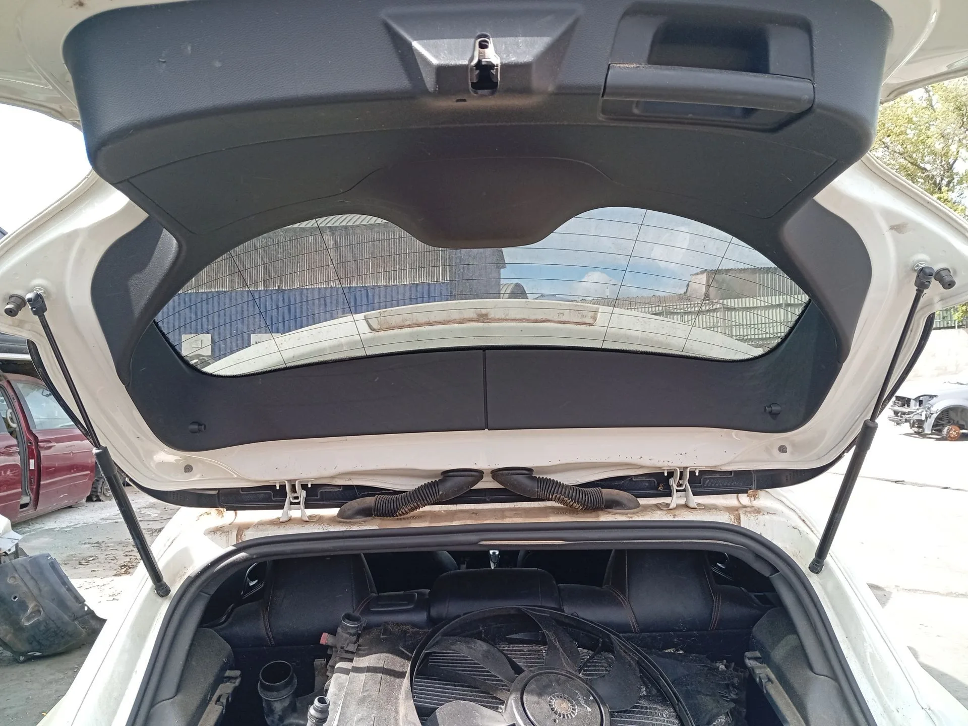 Amortiguadores Maletero / Porton para Mercedes-Benz Clase A (W176)