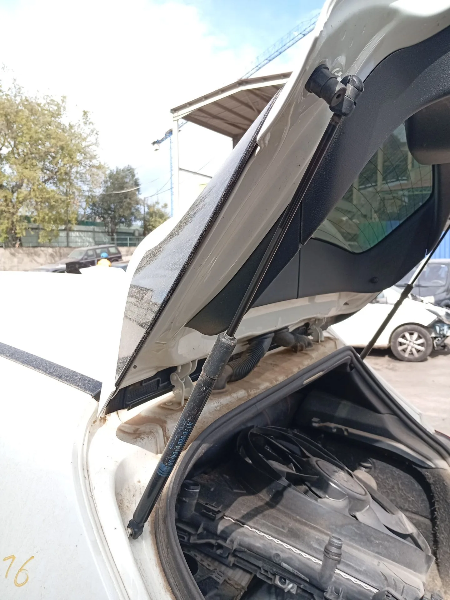 Amortiguadores Maletero / Porton para Mercedes-Benz Clase A (W176)