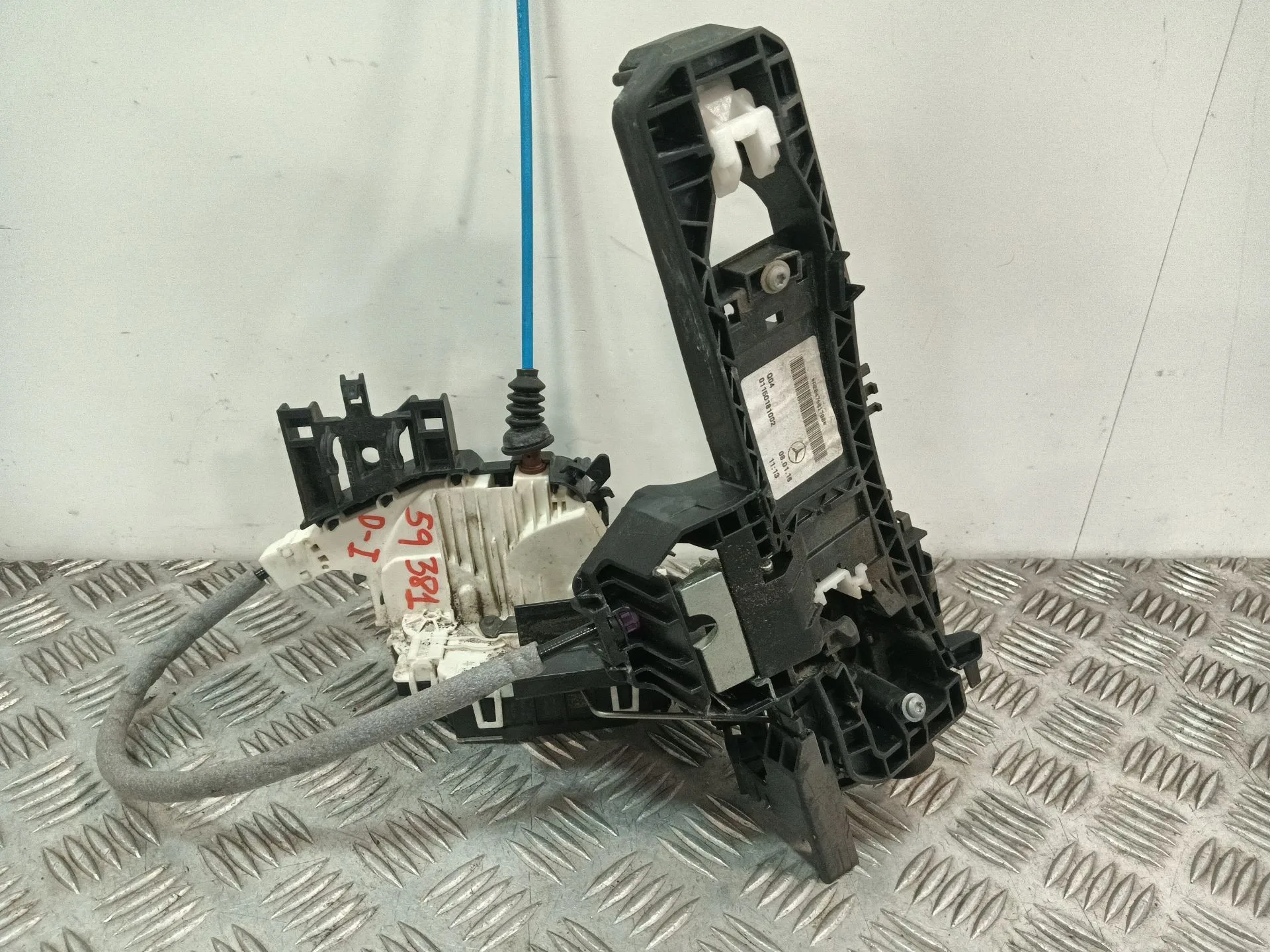 Cerradura Puerta Delantera Izquierda para Mercedes-Benz Clase A (W176)