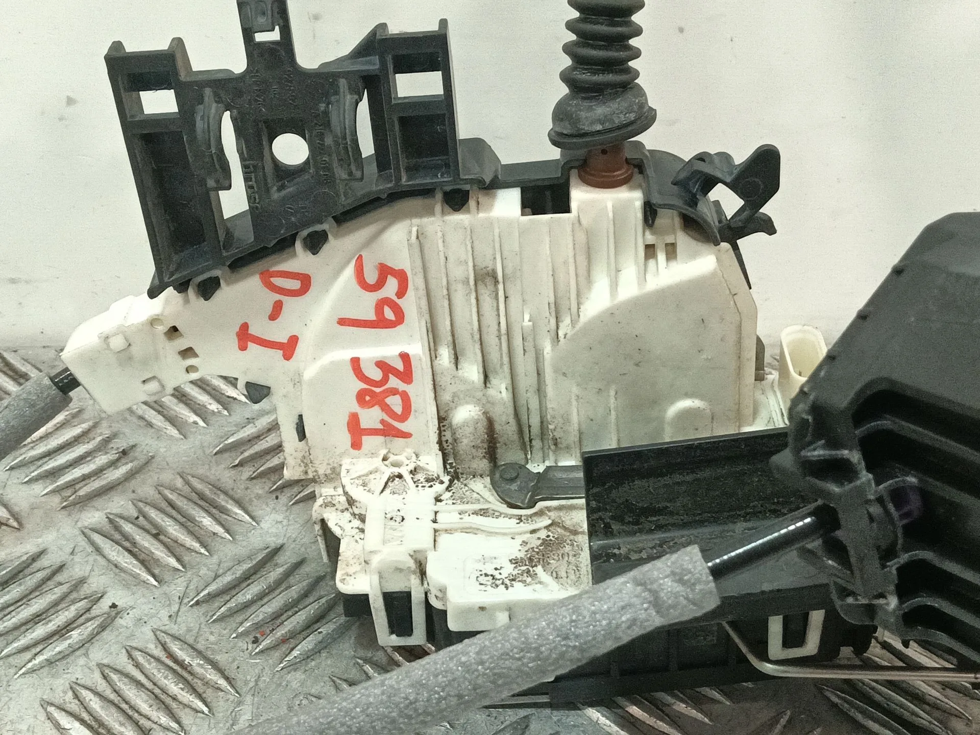 Cerradura Puerta Delantera Izquierda para Mercedes-Benz Clase A (W176)