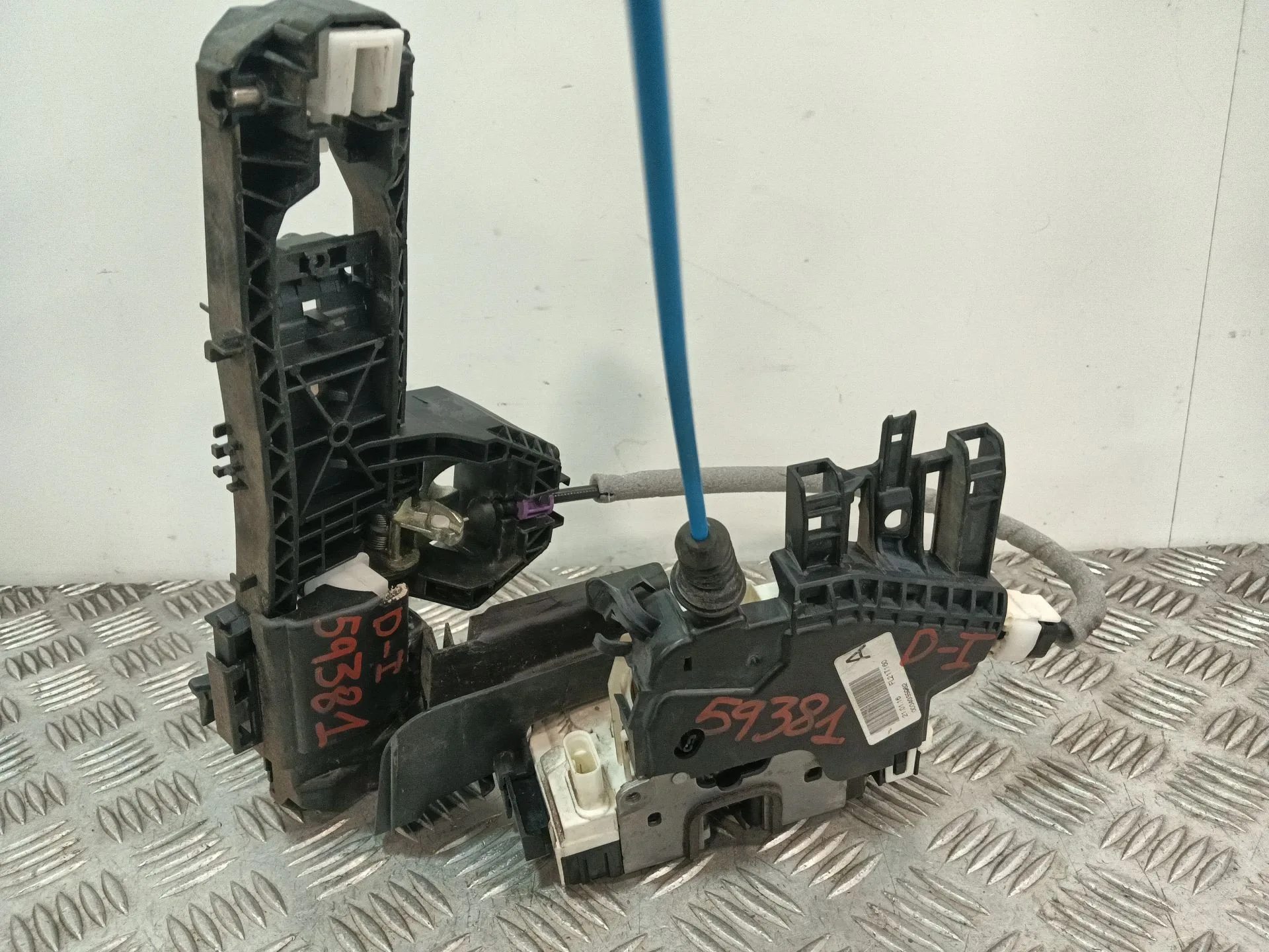 Cerradura Puerta Delantera Izquierda para Mercedes-Benz Clase A (W176)