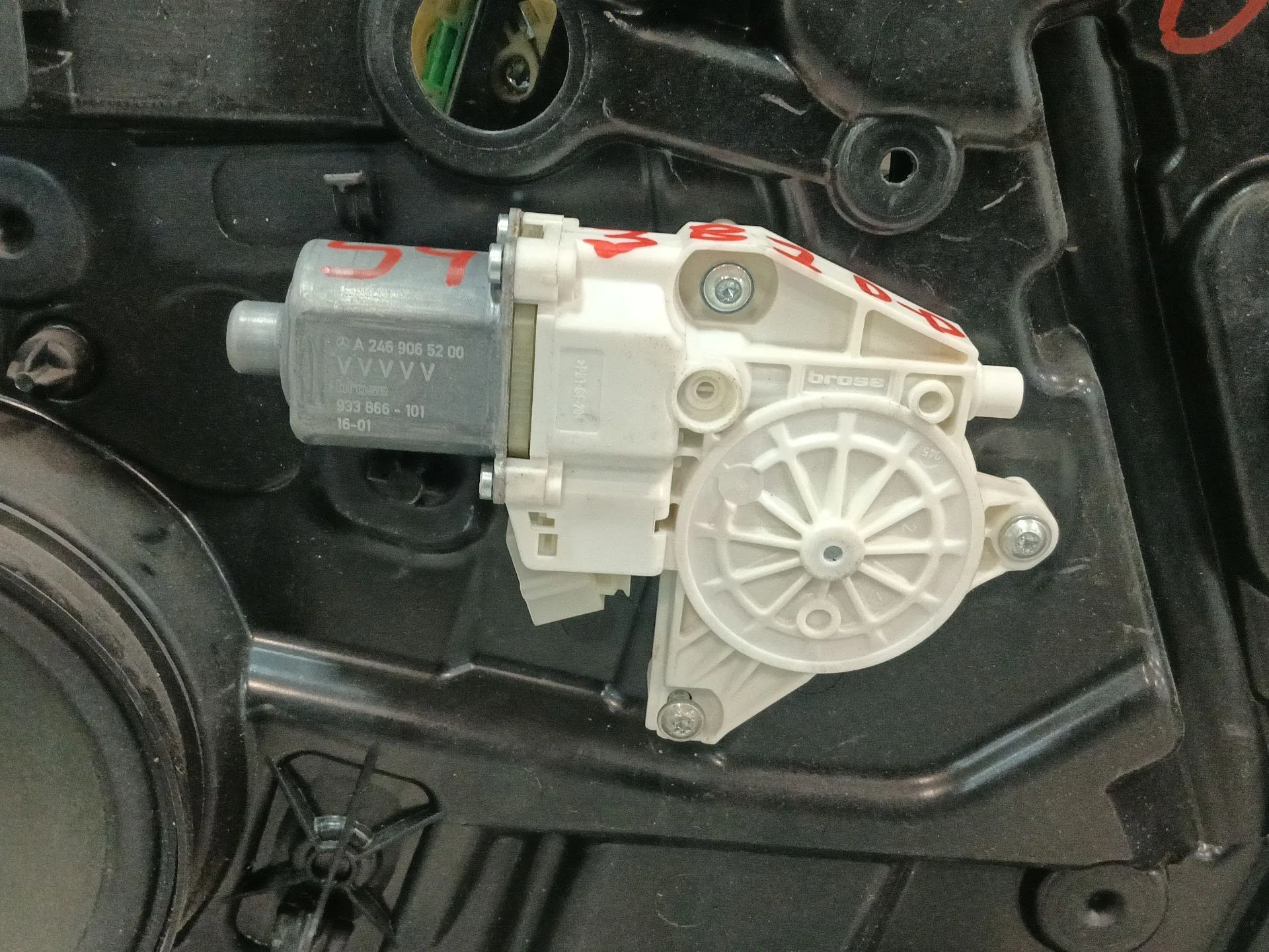Elevalunas Delantero Derecho para Mercedes-Benz Clase A (W176)