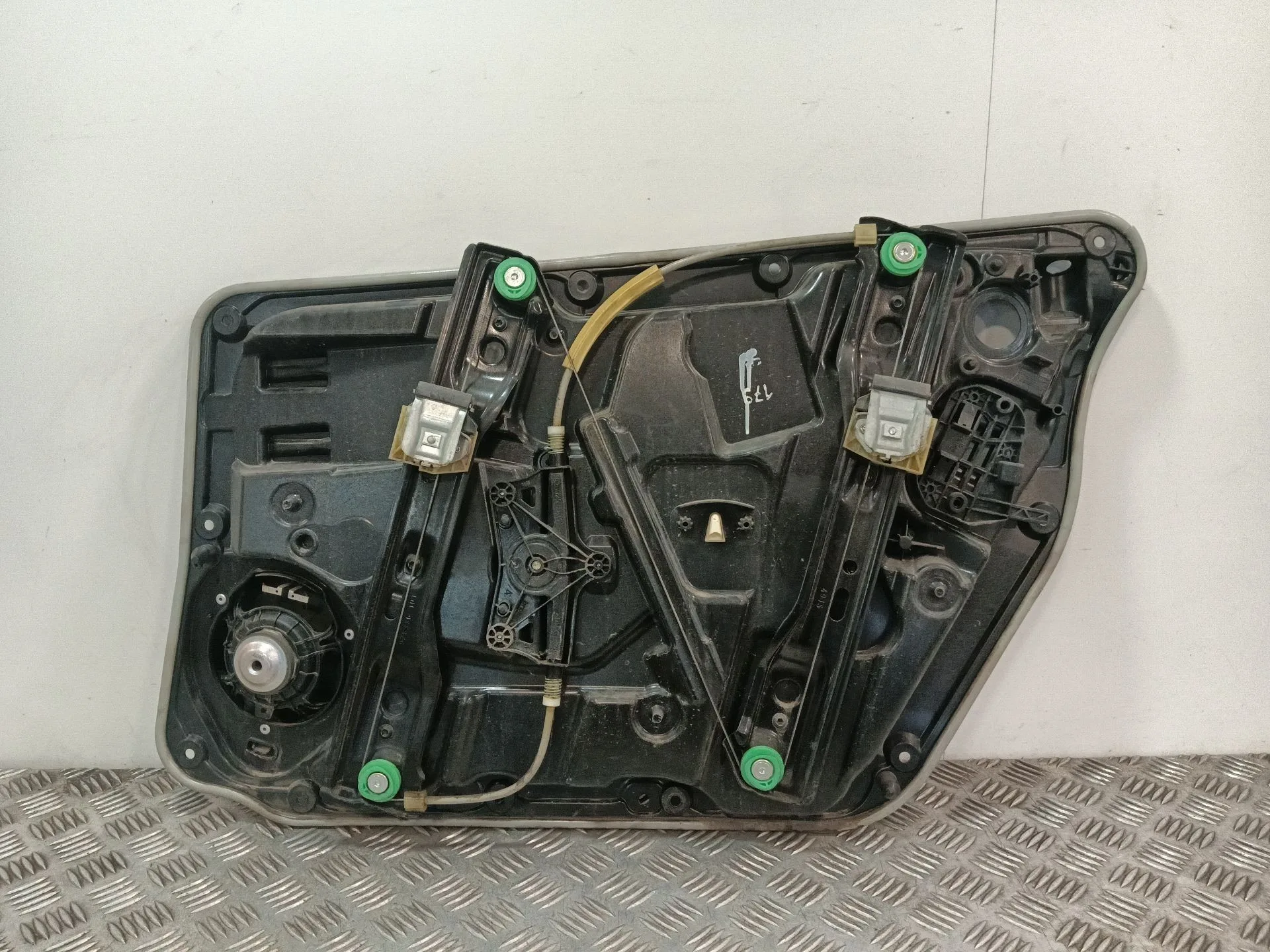Elevalunas Delantero Izquierdo para Mercedes-Benz Clase A (W176)
