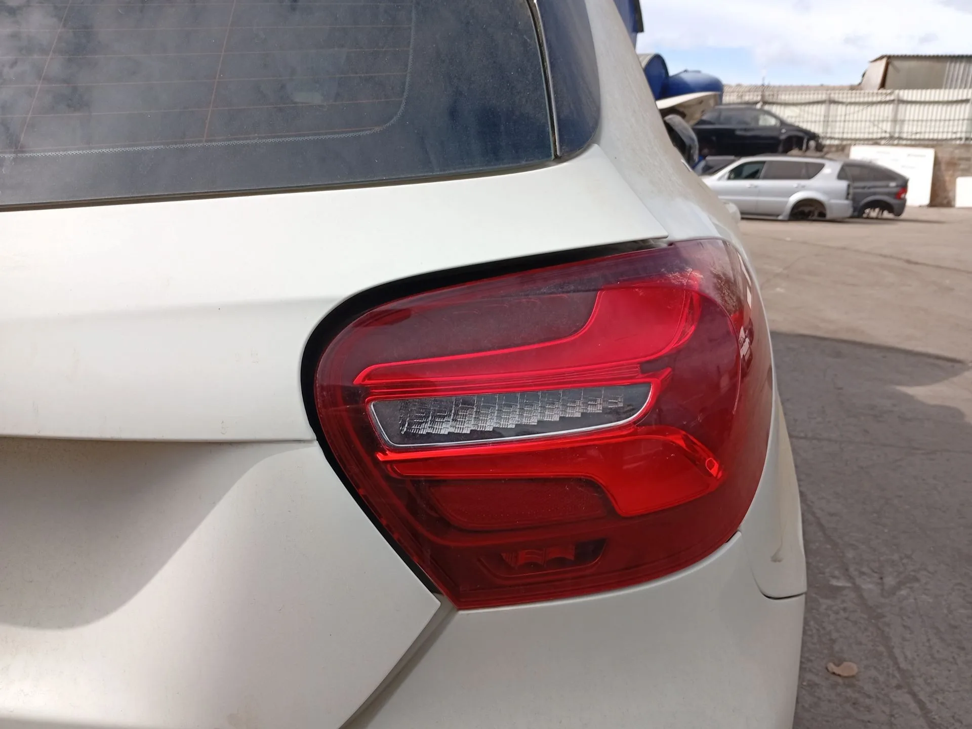 Piloto Trasero Derecho para Mercedes-Benz Clase A (W176)