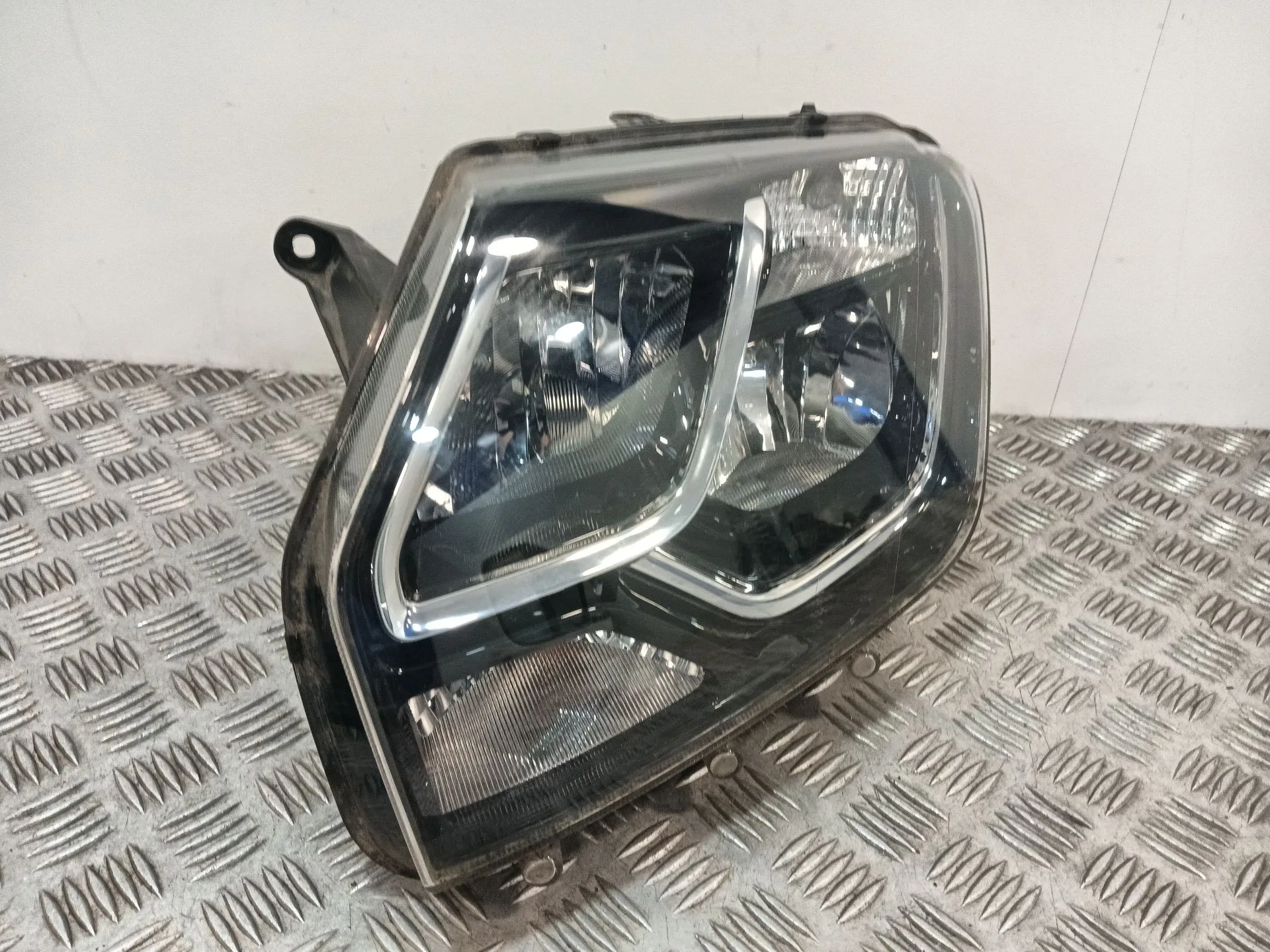 Faro Izquierdo para Dacia Duster (Hs_)