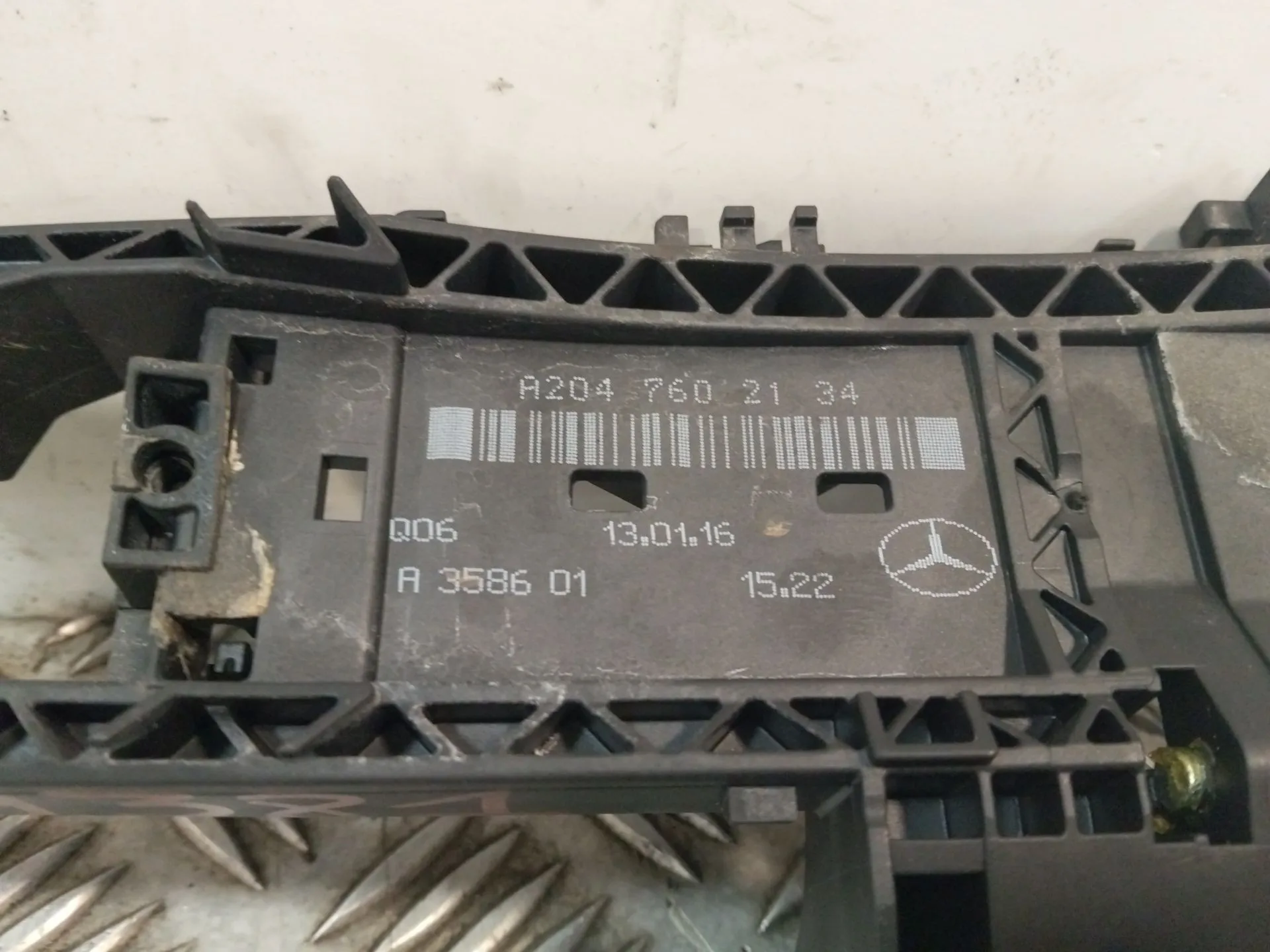 Maneta Exterior Trasera Izquierda para Mercedes-Benz Clase A (W176)