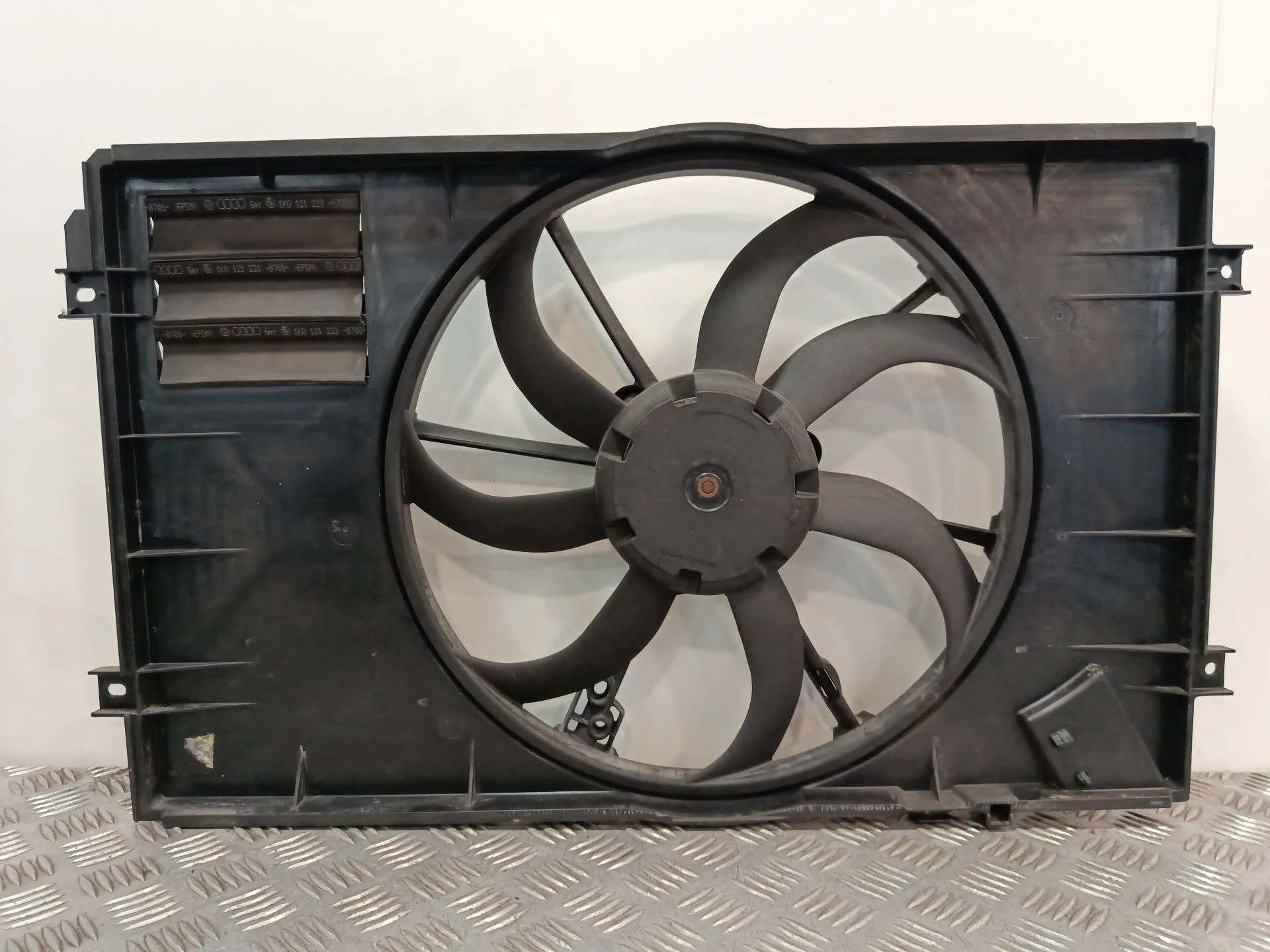 Electroventilador para Seat Leon (1P1)