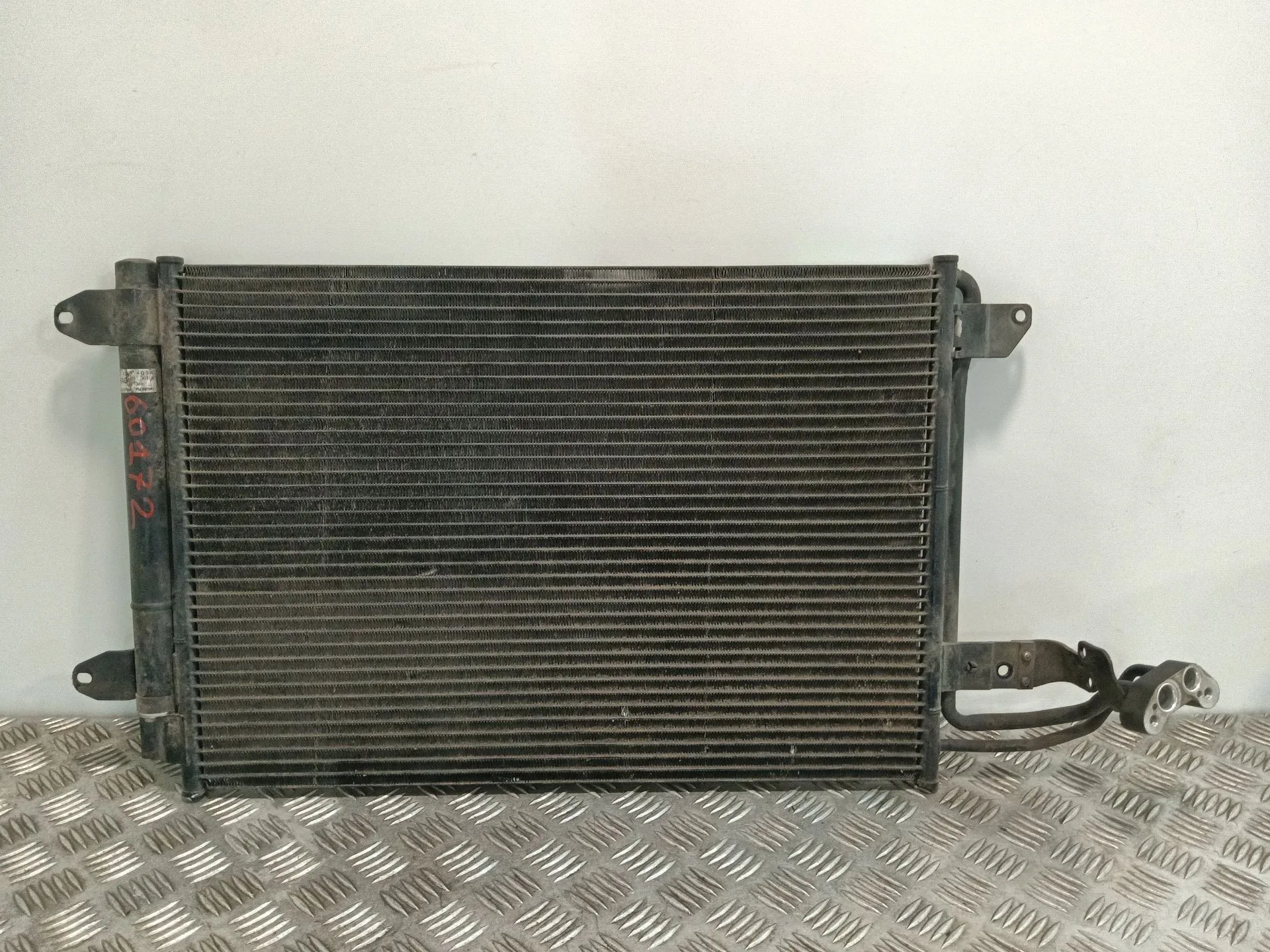 Condensador / Radiador Aire Acondicionado para Volkswagen Golf V (1K1)