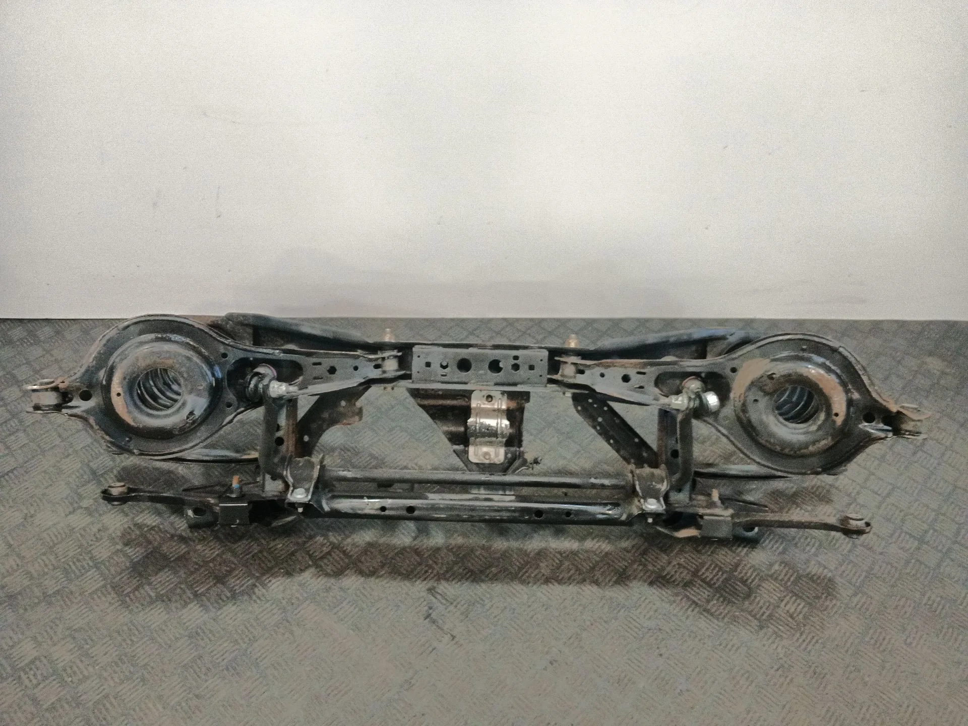 Puente Trasero para Volvo V40 Hatchback (525)