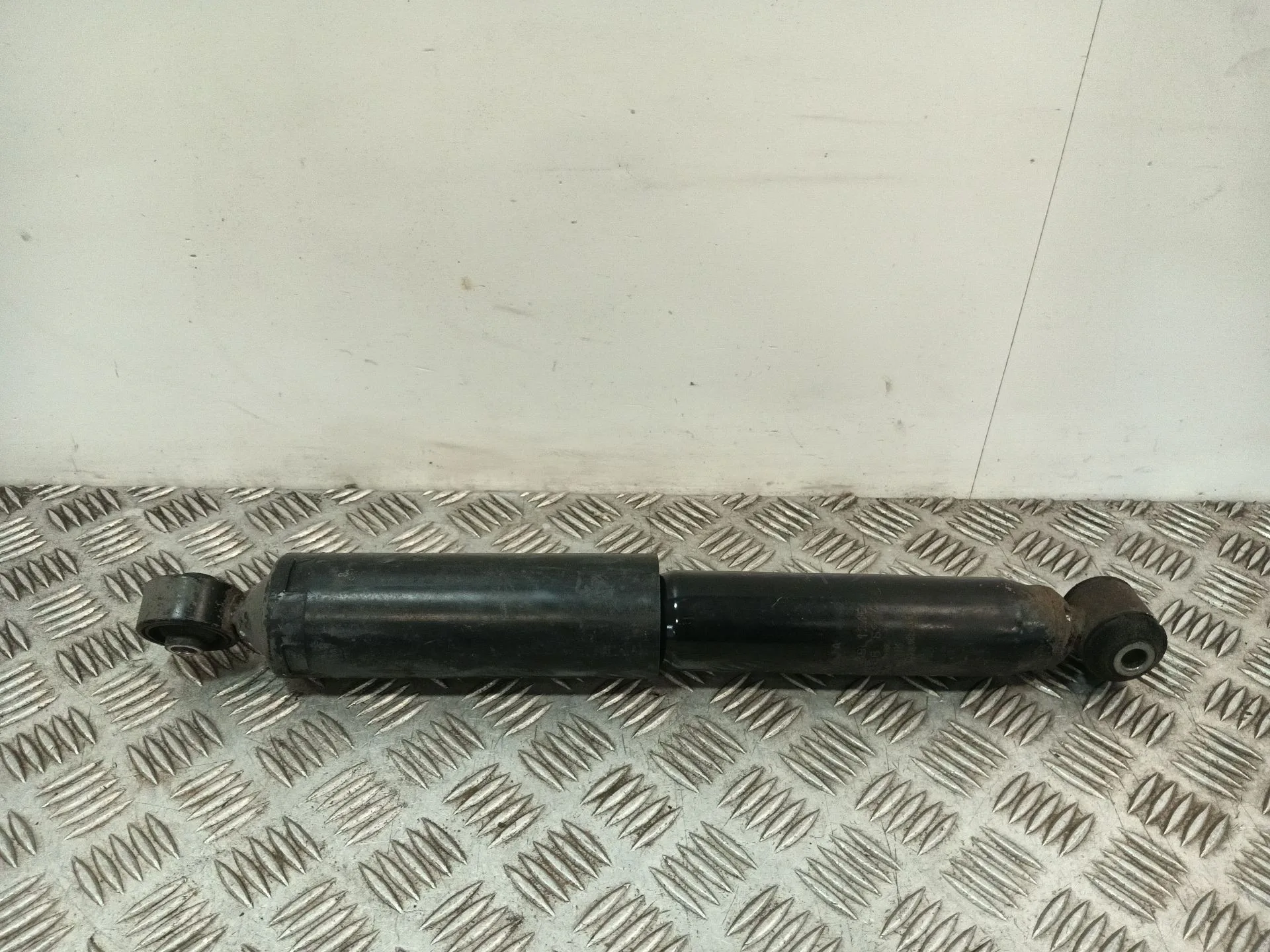 Amortiguador Trasero Derecho para Peugeot Bipper (Aa_)