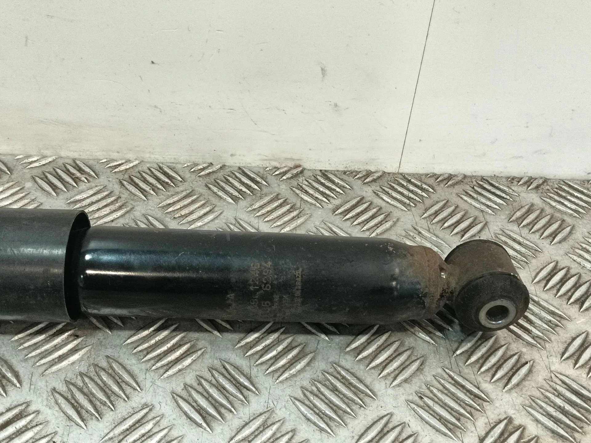 Amortiguador Trasero Derecho para Peugeot Bipper (Aa_)