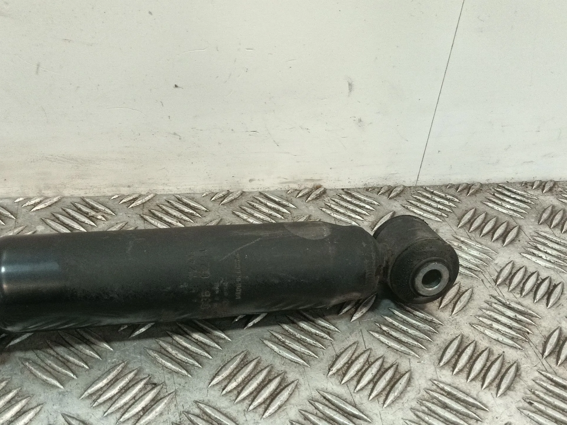 Amortiguador Trasero Izquierdo para Peugeot Bipper (Aa_)