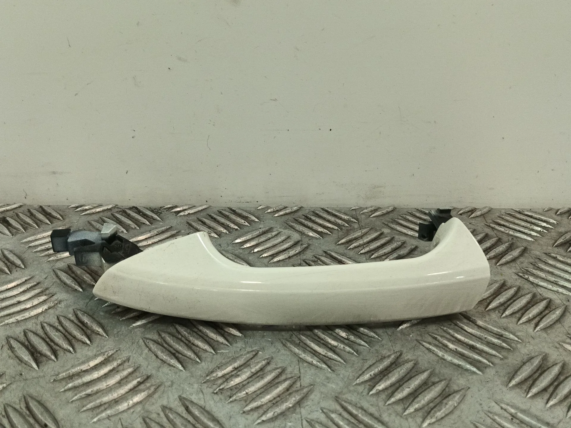 Maneta Exterior Delantera Izquierda para Mercedes-Benz Clase A (W176)