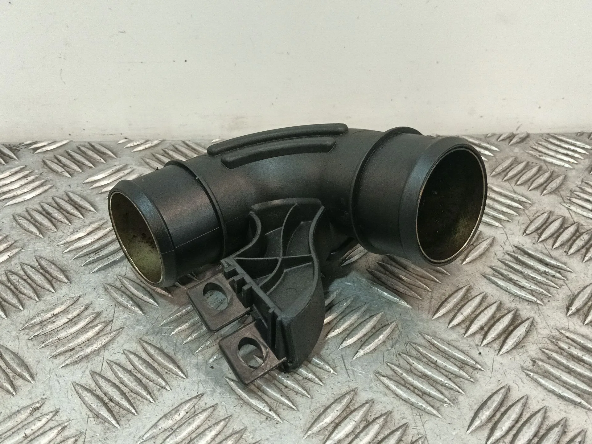 Tubo para Mercedes-Benz Clase M (W163)