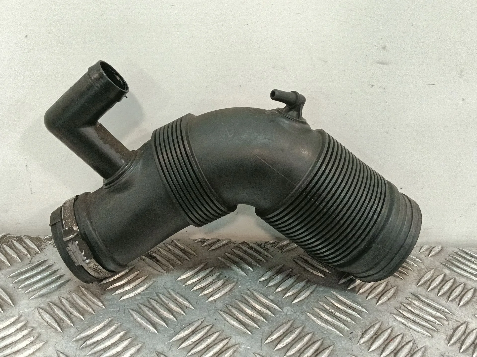Tubo para Seat Ibiza Iv (6J5, 6P1)