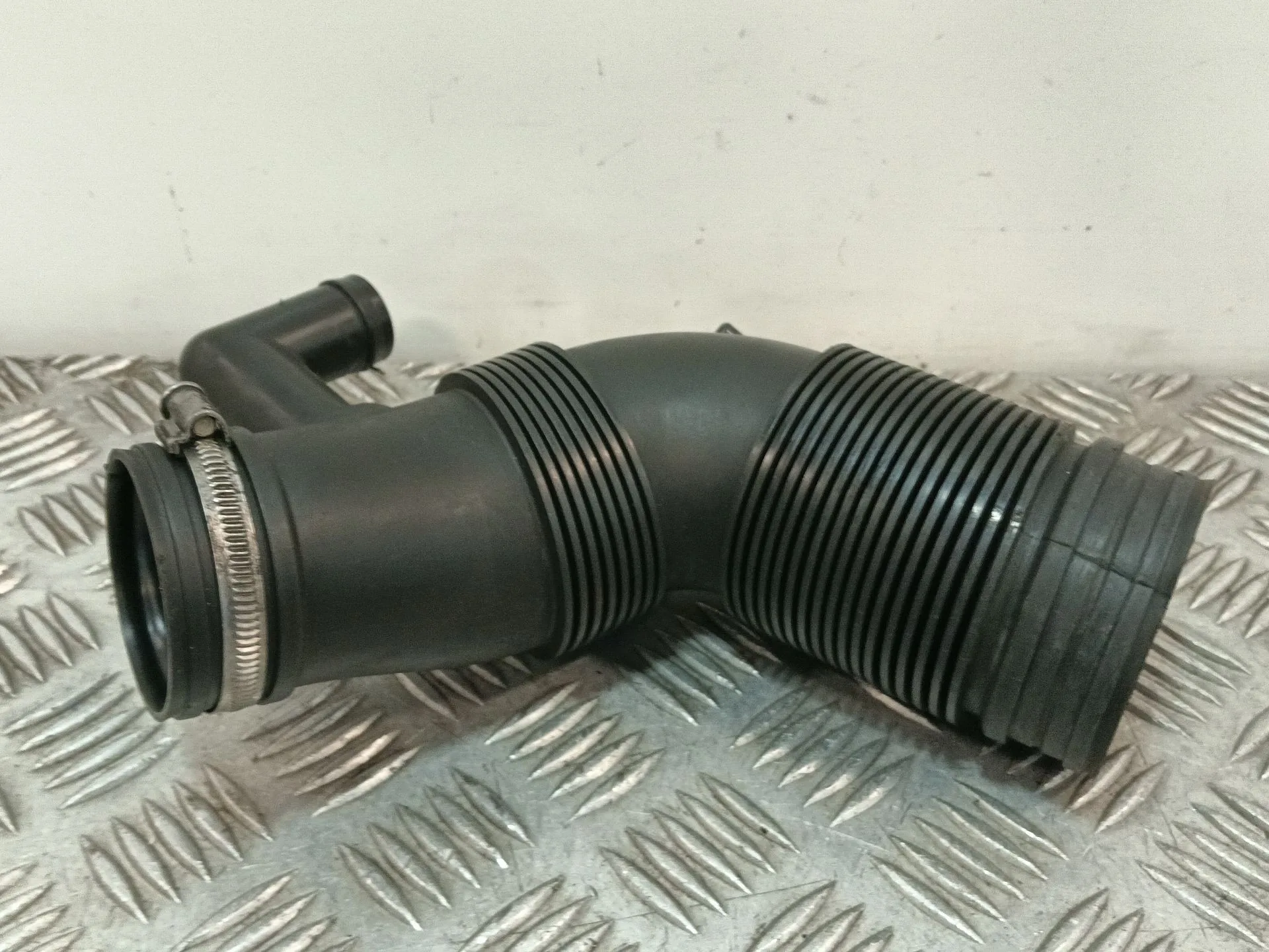 Tubo para Seat Ibiza Iv (6J5, 6P1)
