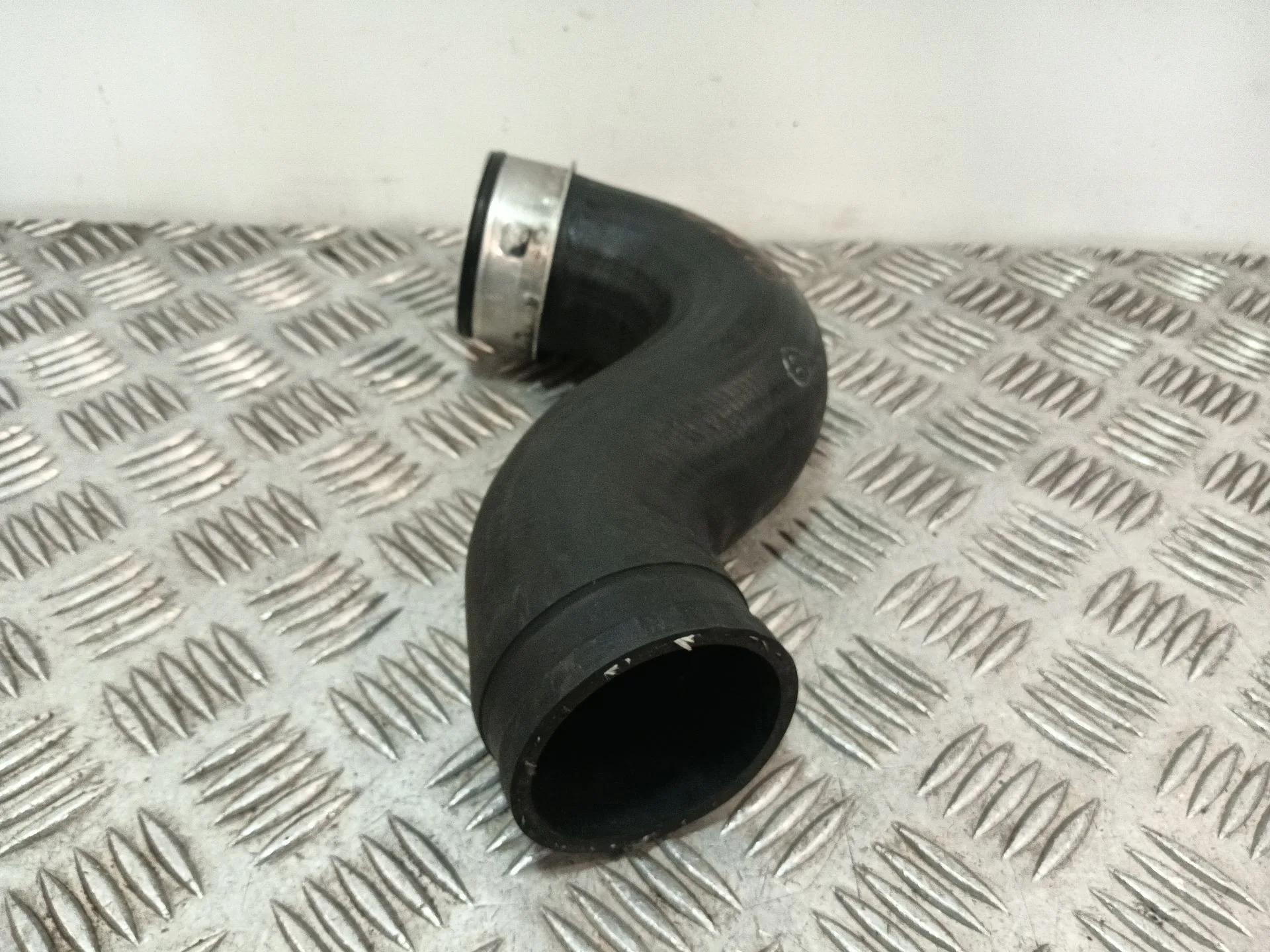Tubo para Mercedes-Benz Clase M (W163)