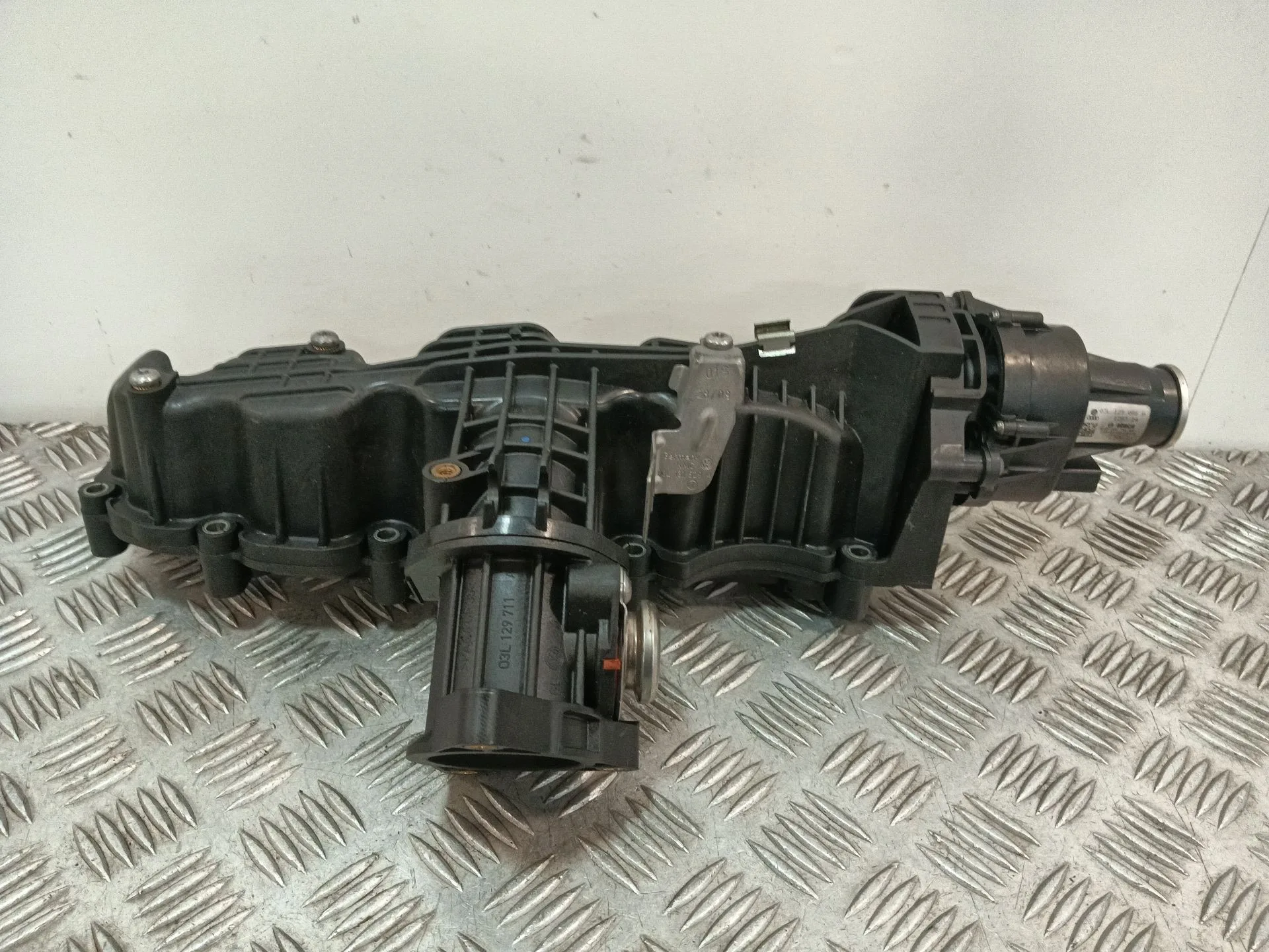 Colector Admision para Seat Ibiza Iv (6J5, 6P1)