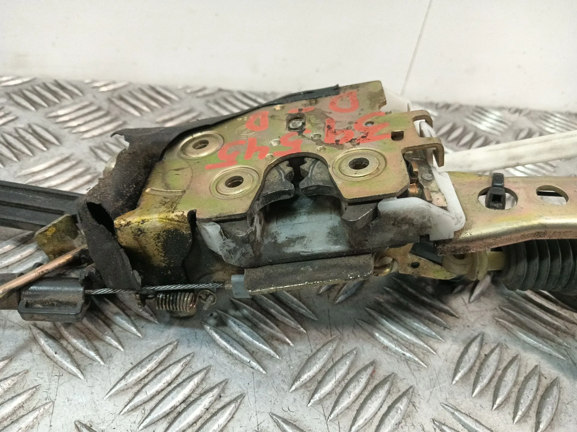 Cerradura Puerta Delantera Derecha para Alfa Romeo Gtv (163)