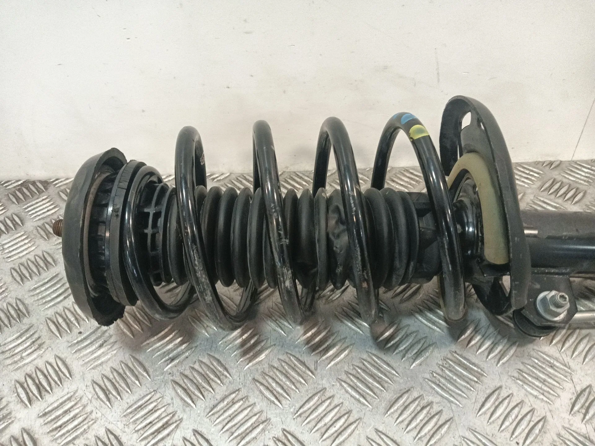 Amortiguador Delantero Izquierdo para Citroën C3 Iii (Sx)